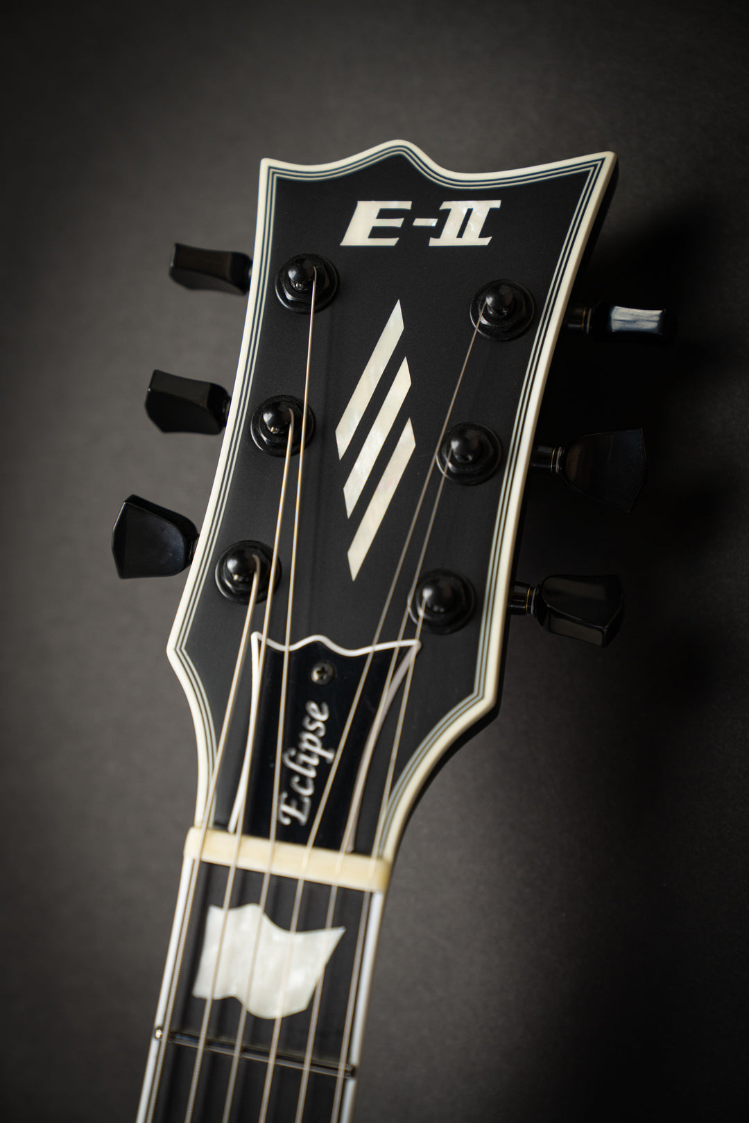 Eclipse EMG Black Satin (ES8360233)