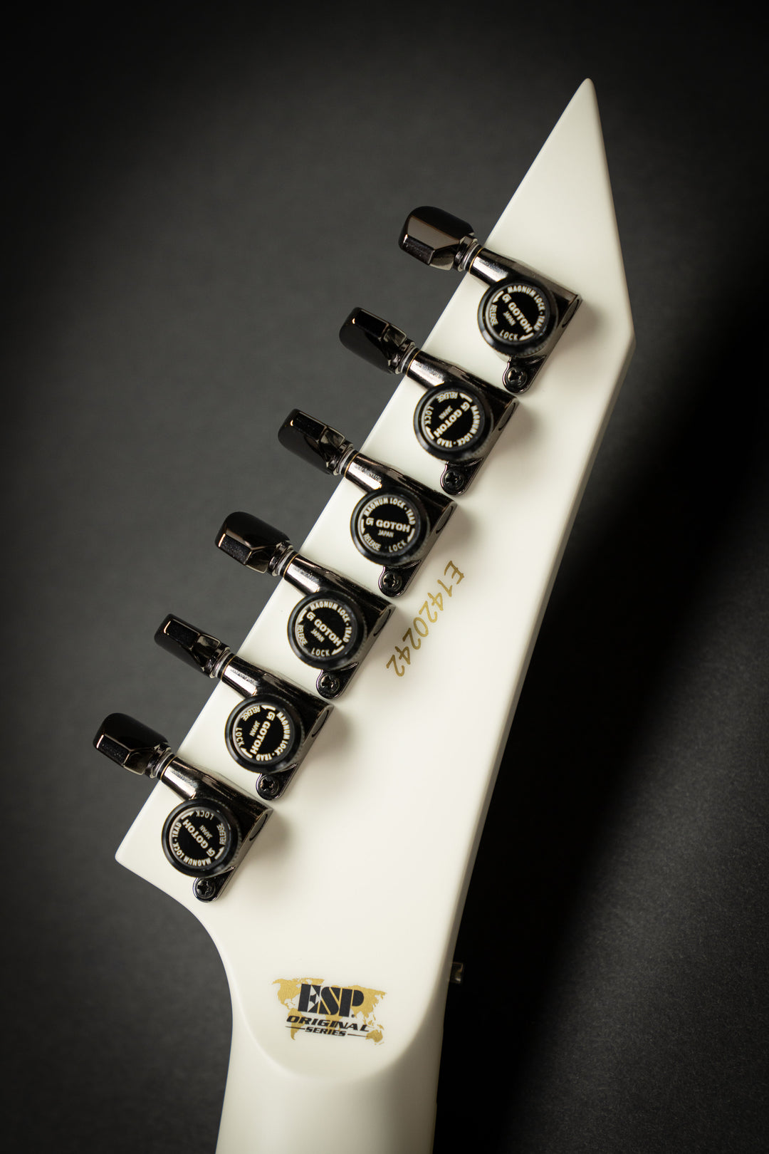 Custom Shop M-II CTM FR-E Snow White (E1420242)