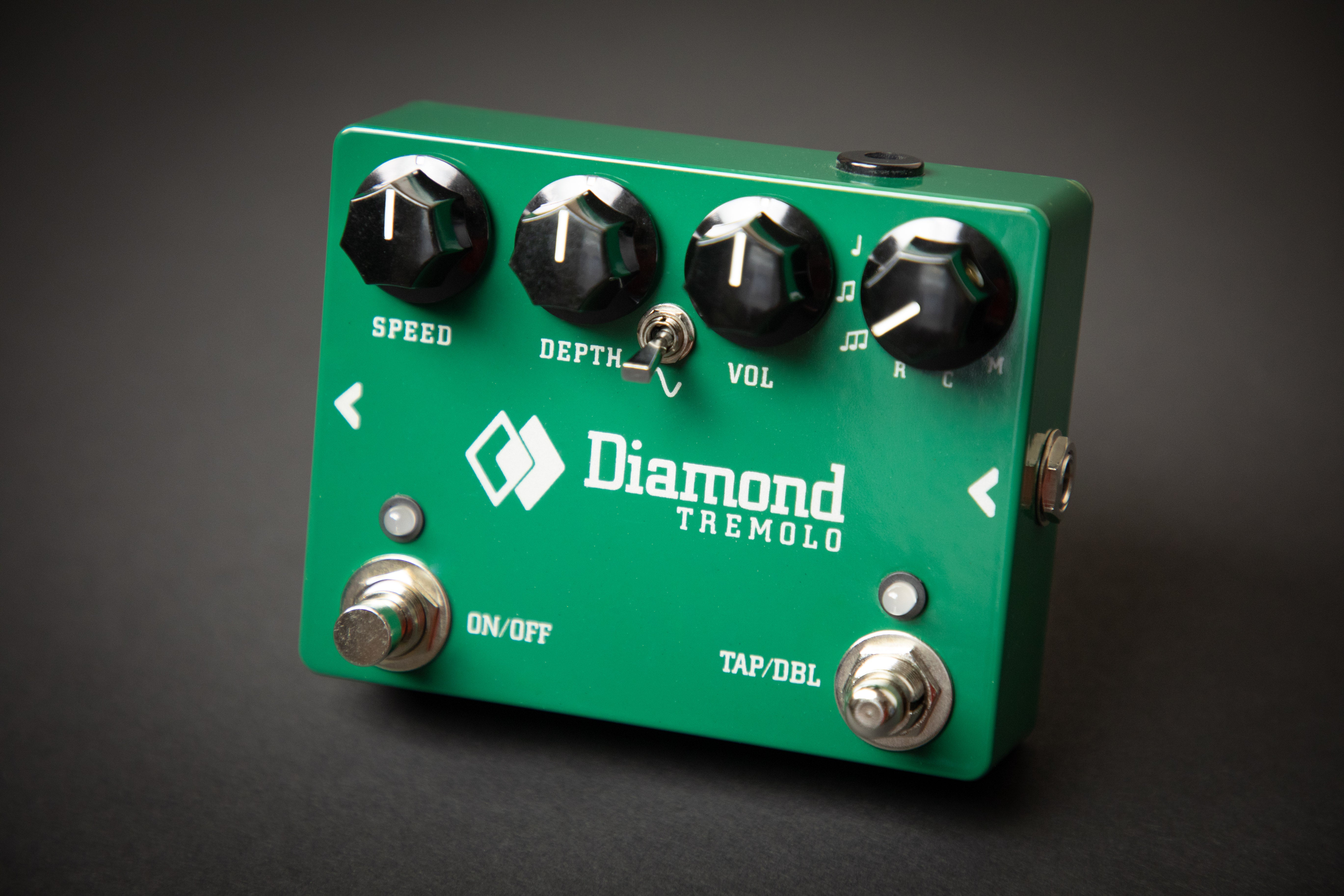 Diamond Tremolo TRM1 – Guitars Rebellion