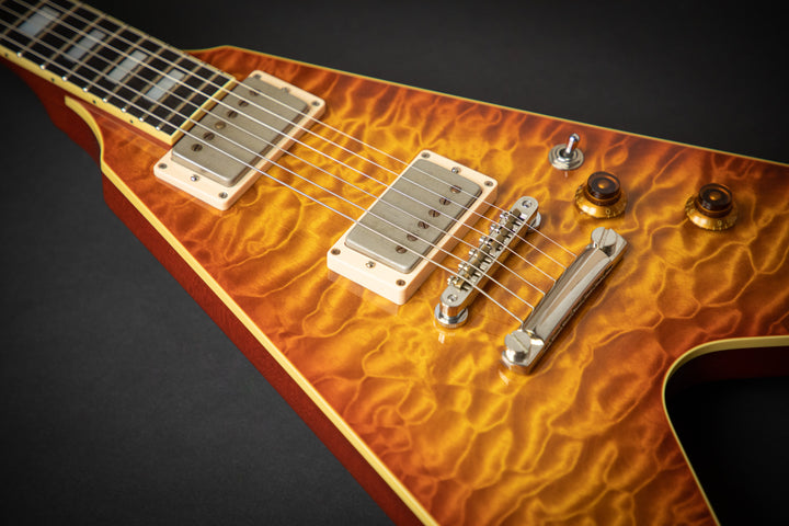 Custom Shop CH - Prototype - Flying V Honey Burst QM