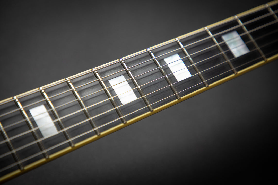 Custom Shop CH - Prototype - Flying V Honey Burst QM