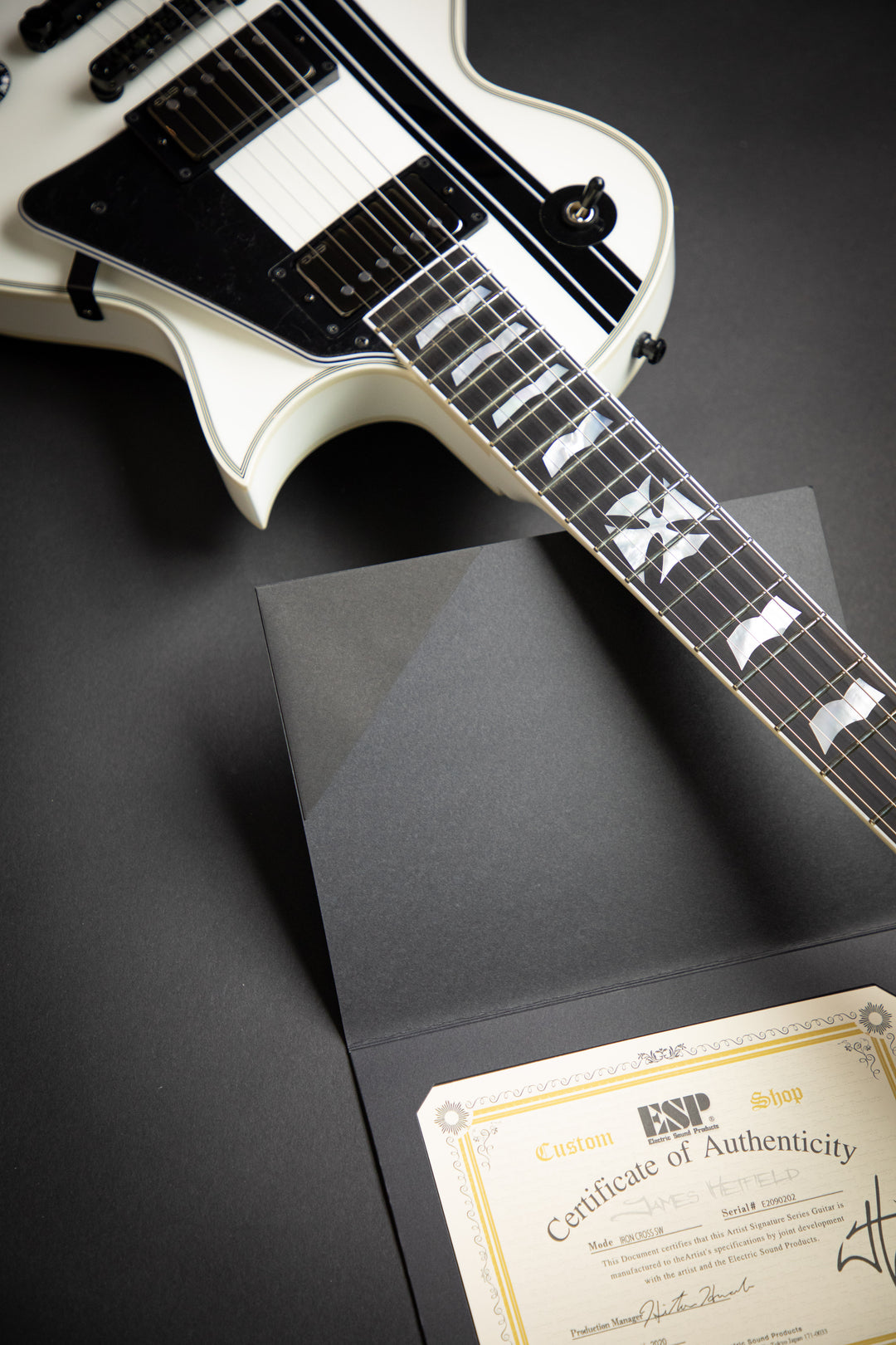 Custom Shop Iron Cross (E2090202)