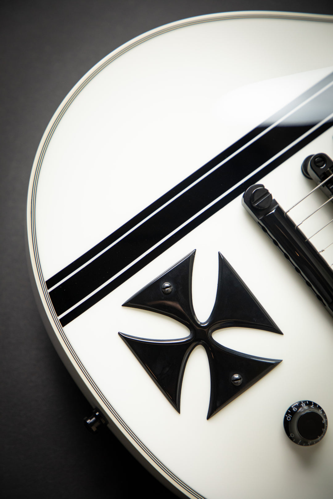 Custom Shop Iron Cross (E2090202)