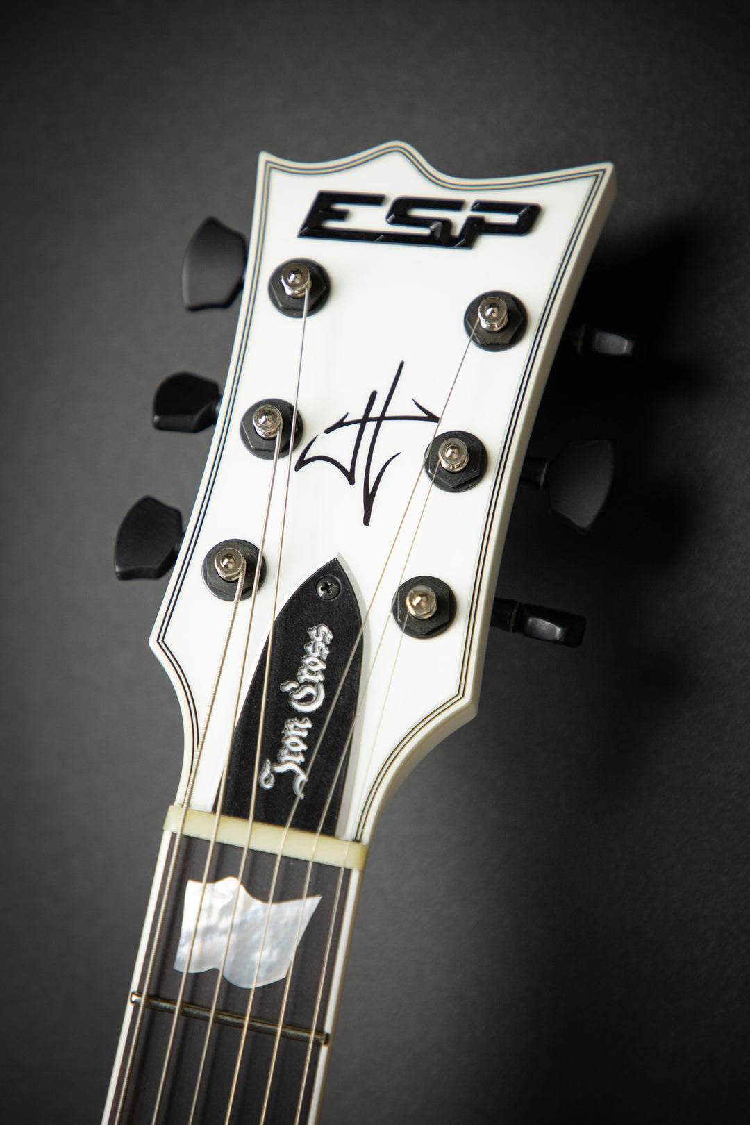 Custom Shop Iron Cross (E2090202)