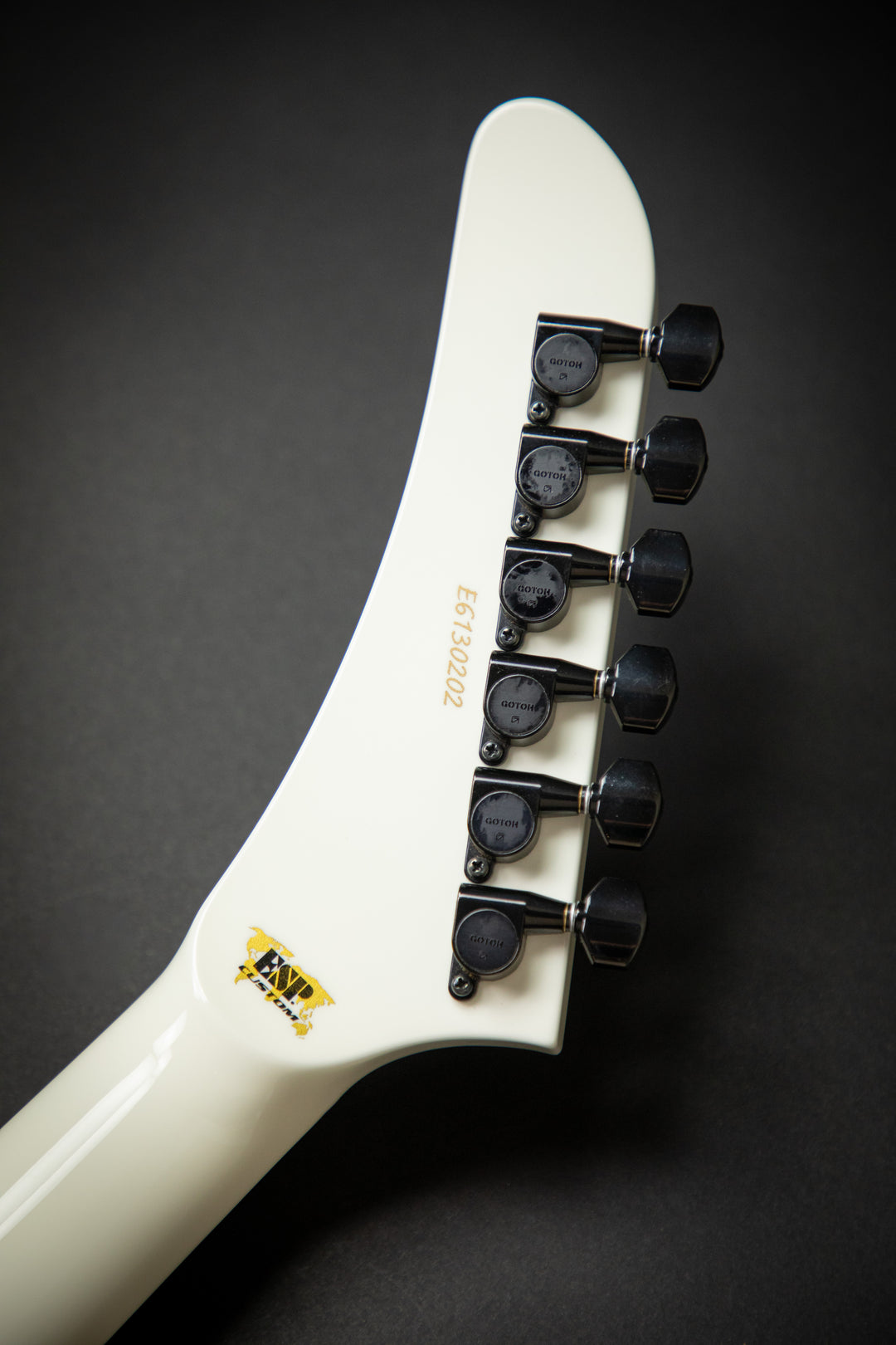 Custom Shop MX250-II White E6130202