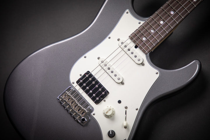 Studio Elite HD Charcoal Frost Metallic (J7129)