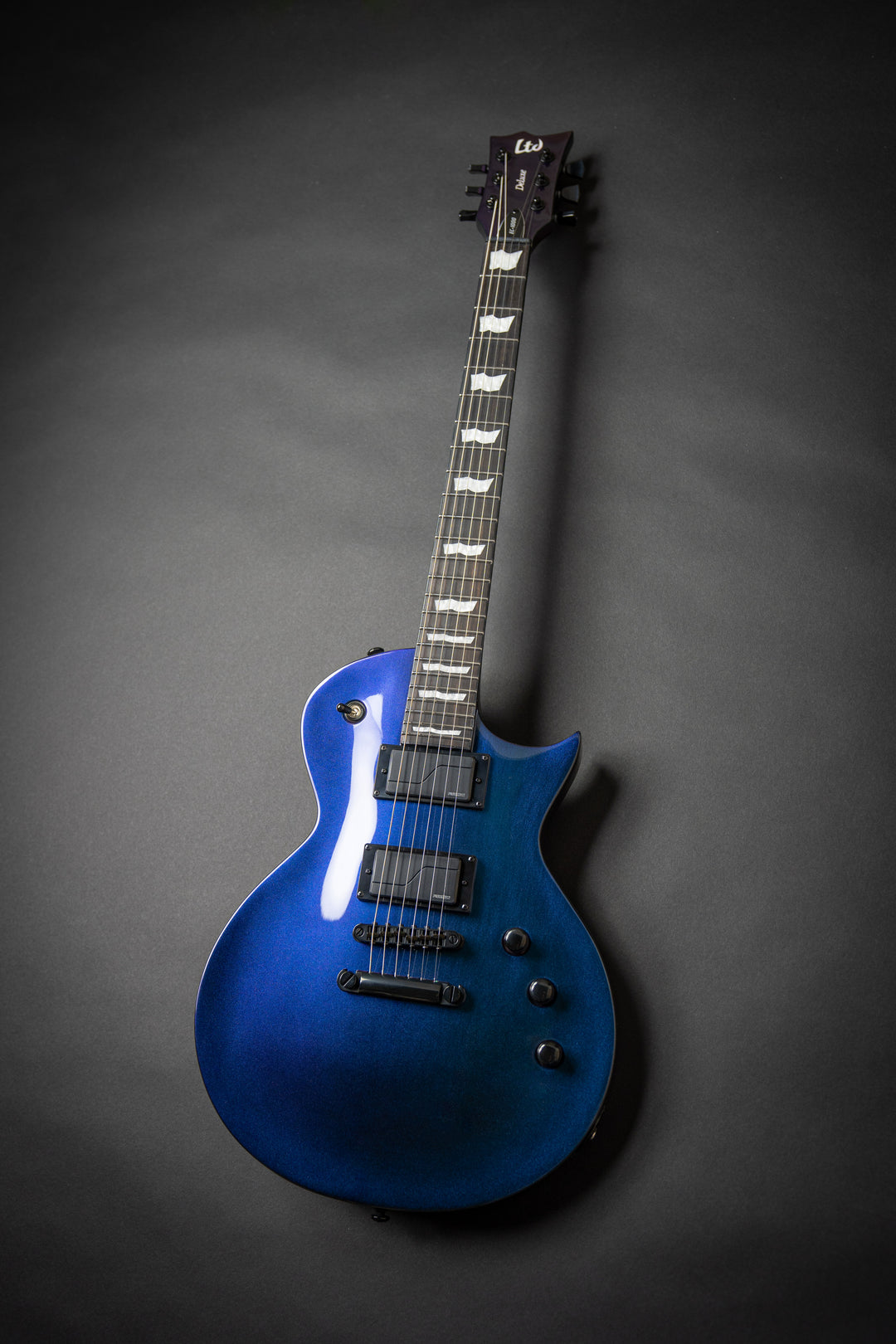 EC-1000 Andromeda Violet (W21061190)