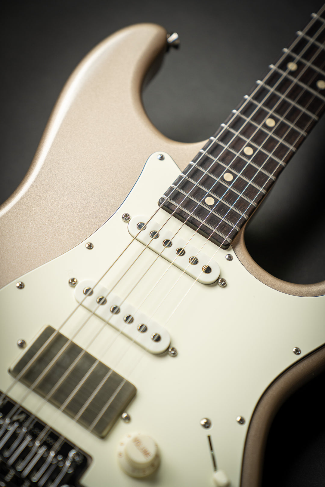 Icon Classic Shoreline Gold (061622N)