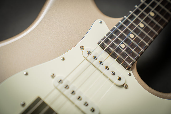 Icon Classic Shoreline Gold (061622N)