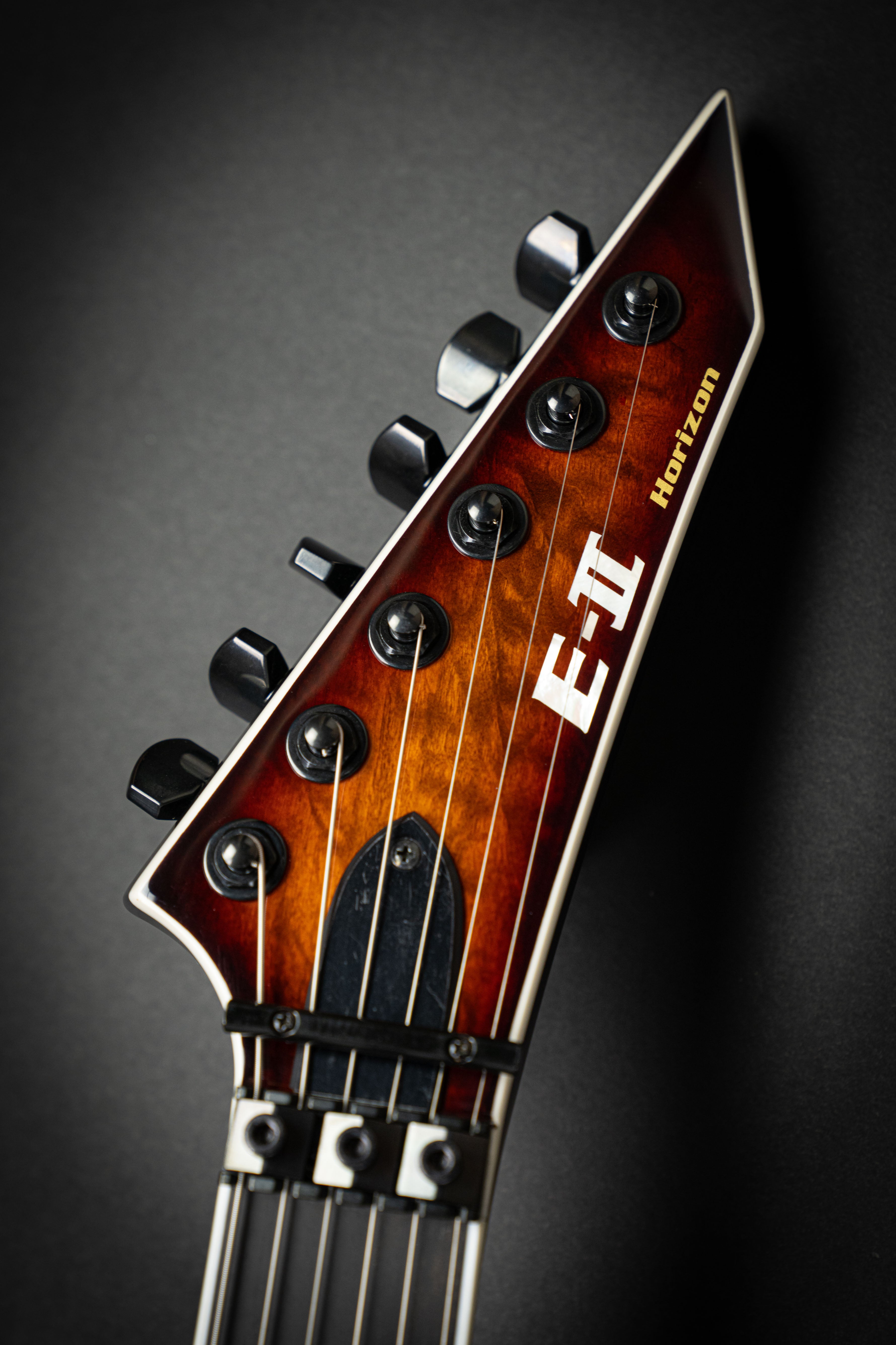 E-II Horizon FR-II Tiger Eye Sunburst (ES4476243) – Guitars Rebellion