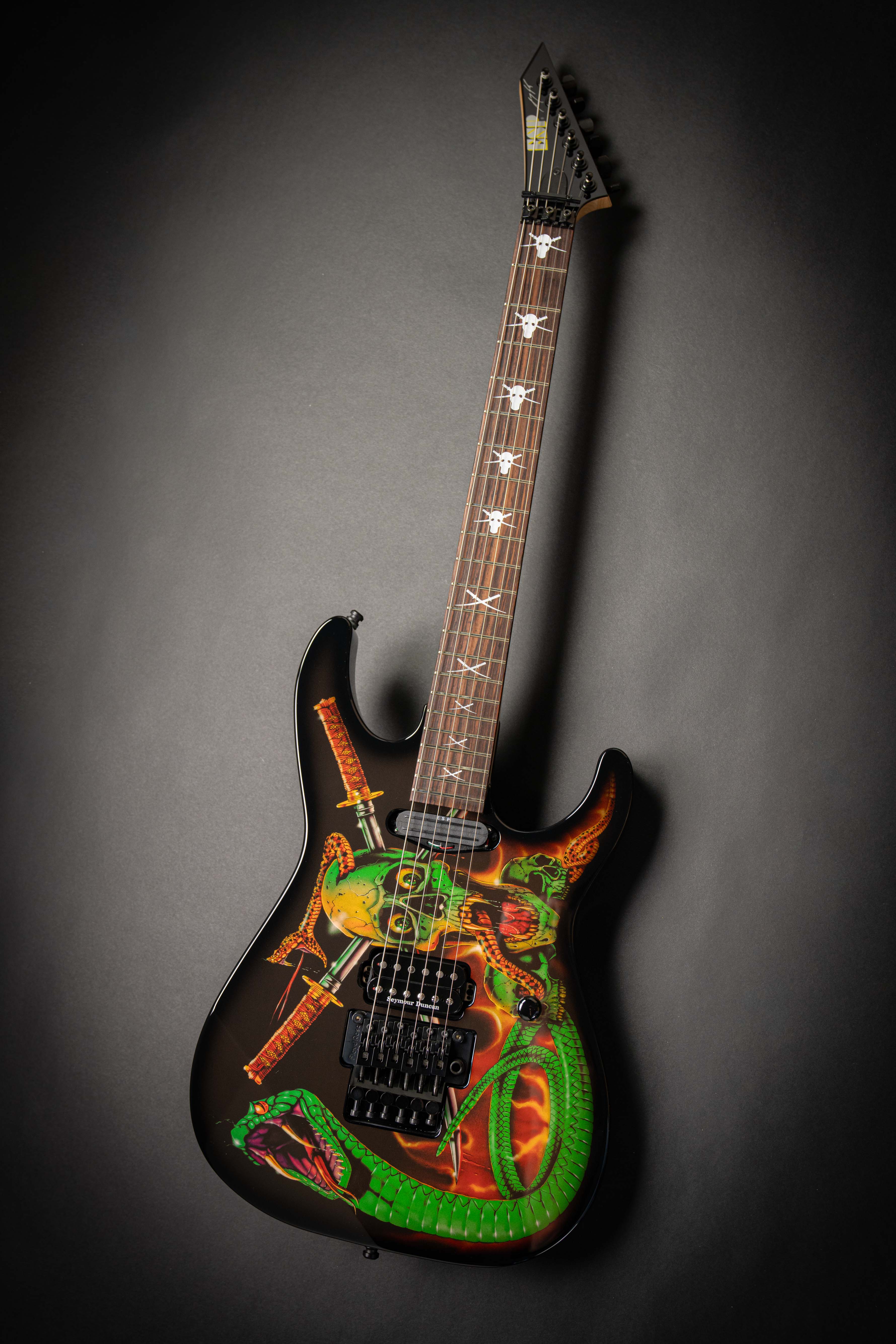 ESP Custom Shop George Lynch Skulls & Snakes (E6640232