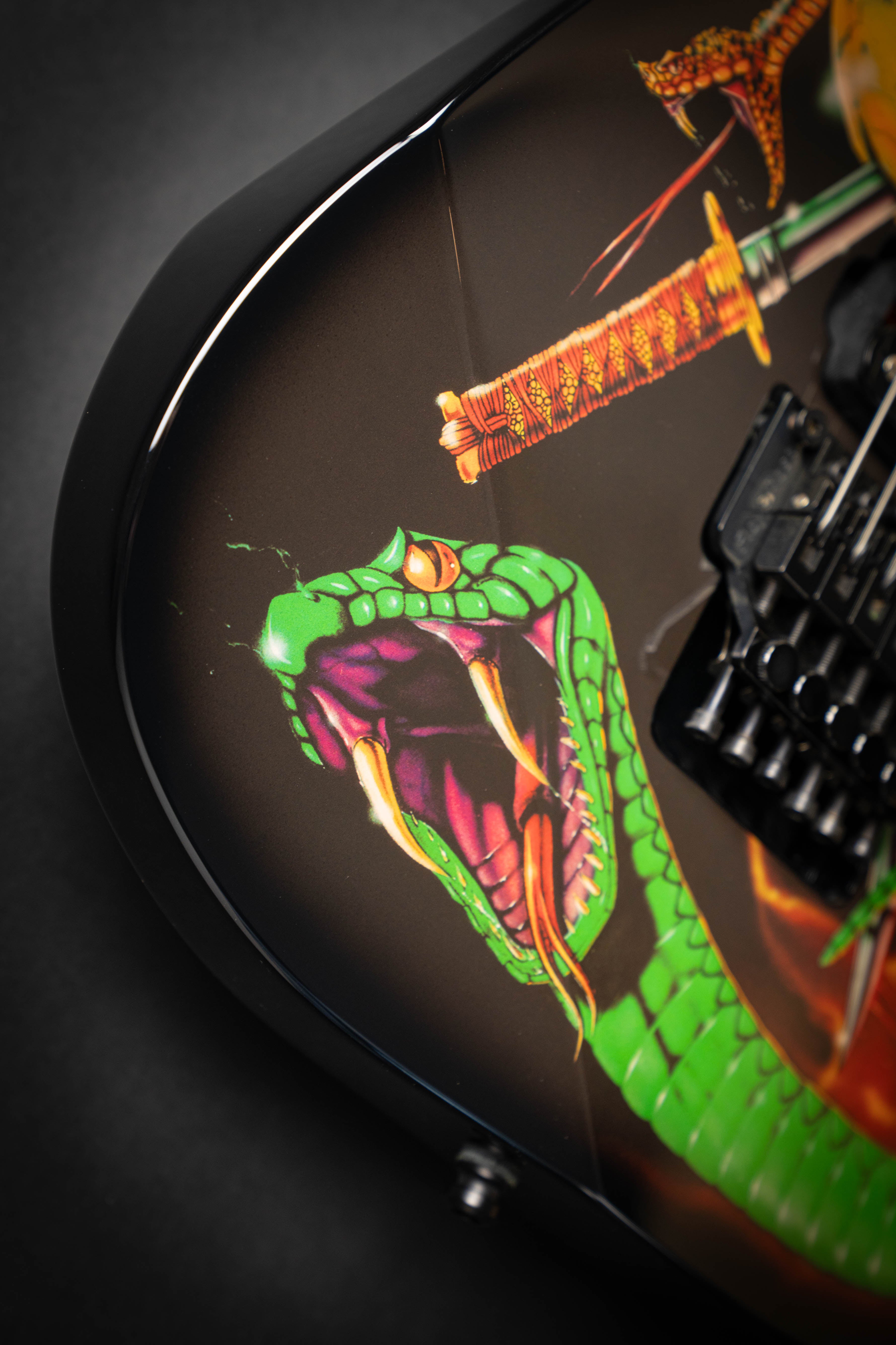 ESP Custom Shop George Lynch Skulls & Snakes (E6640232