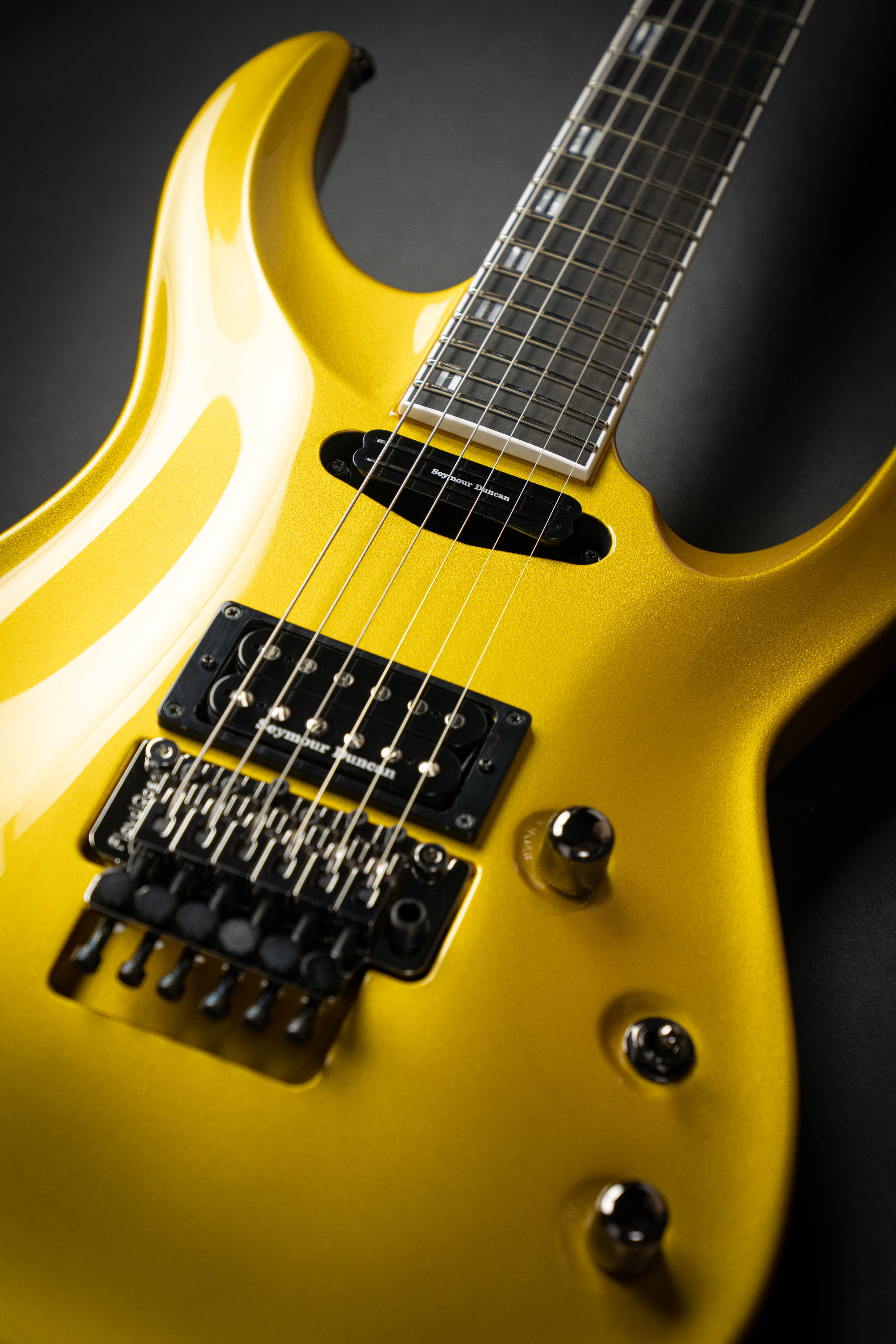 ESP Custom Shop Horizon-I Carpenter Goldie (E5001232) – Guitars