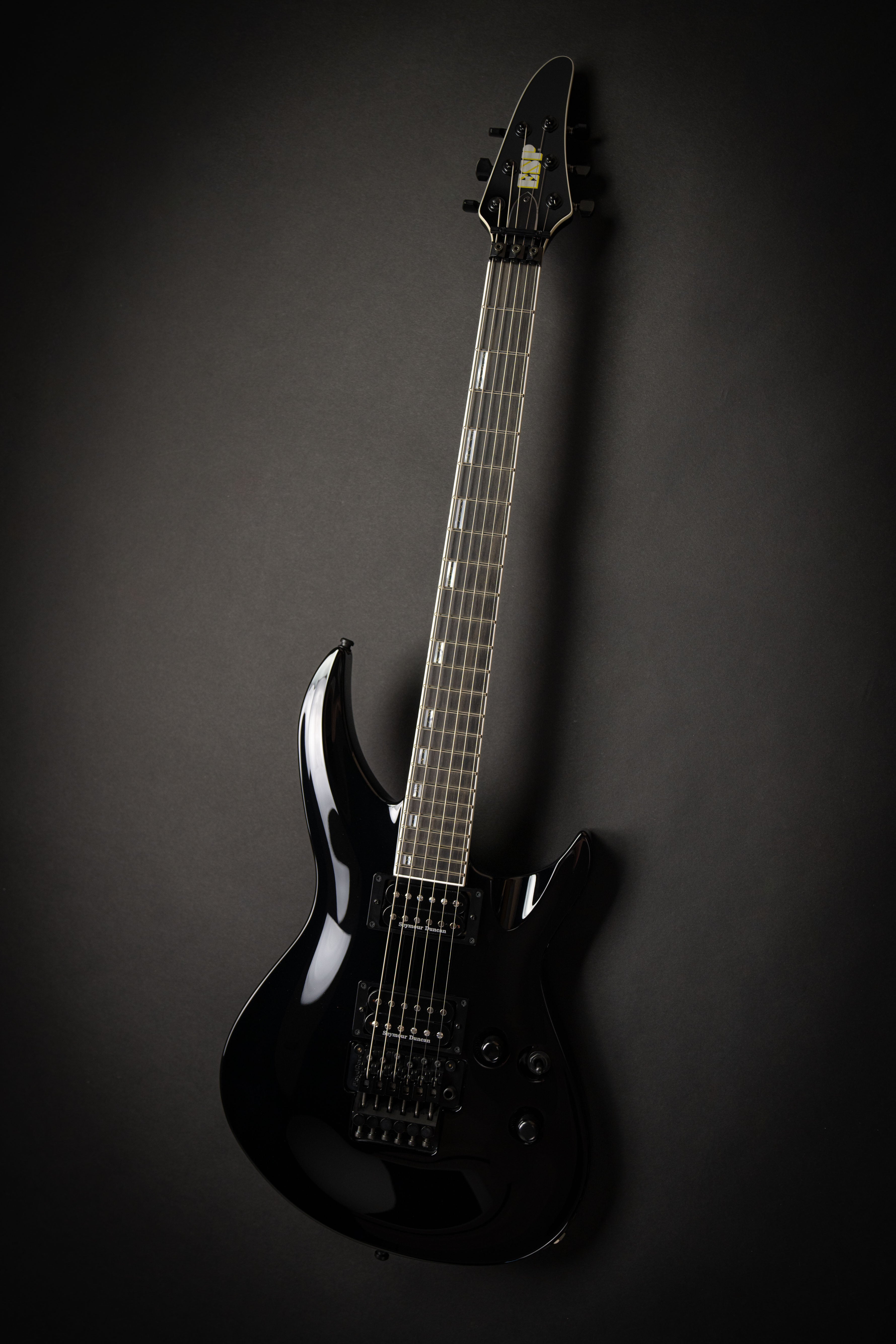 ESP Custom Shop Horizon-III Black (E4930232) – Guitars Rebellion