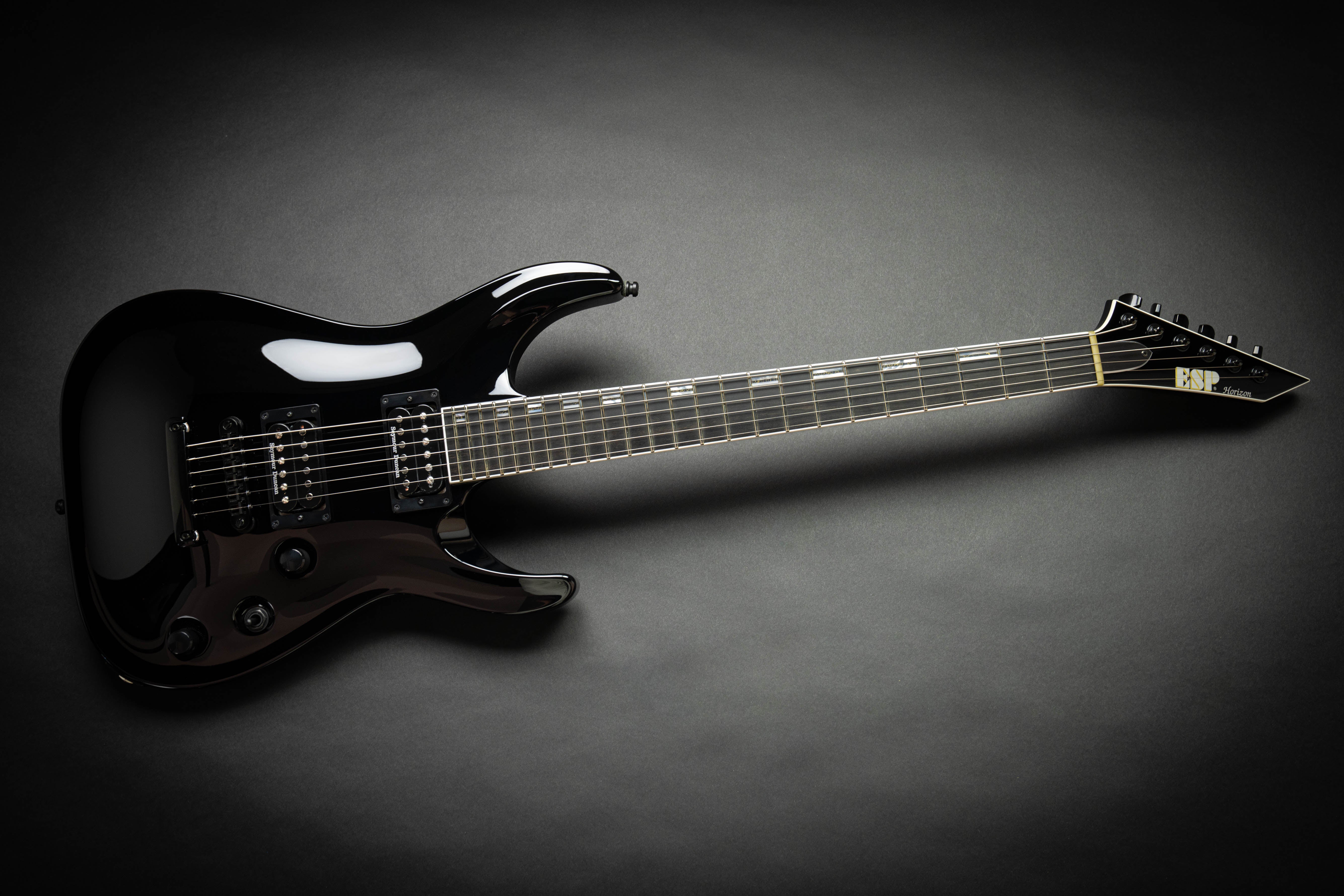 ESP Custom Shop Horizon-II NT Black (E6690242) – Guitars Rebellion