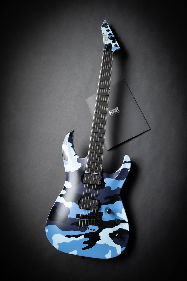 Custom Shop Horizon-II NT Blue Camo Satin (E0310261)