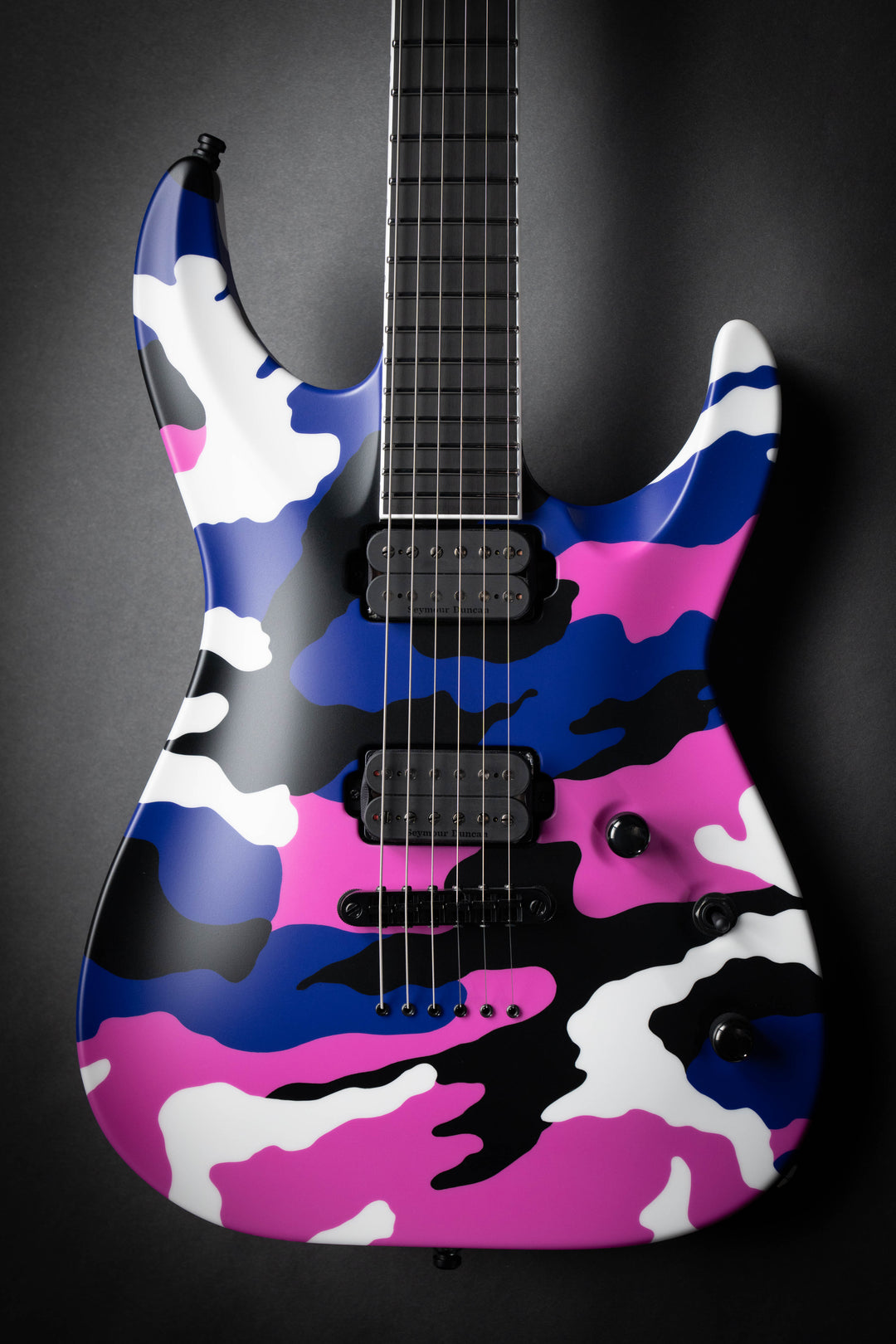 Custom Shop Horizon-II NT Pink Camo Satin (E4110261)