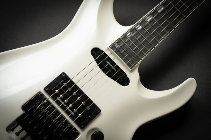 Custom Shop Horizon-I Pearl White (E8111232)