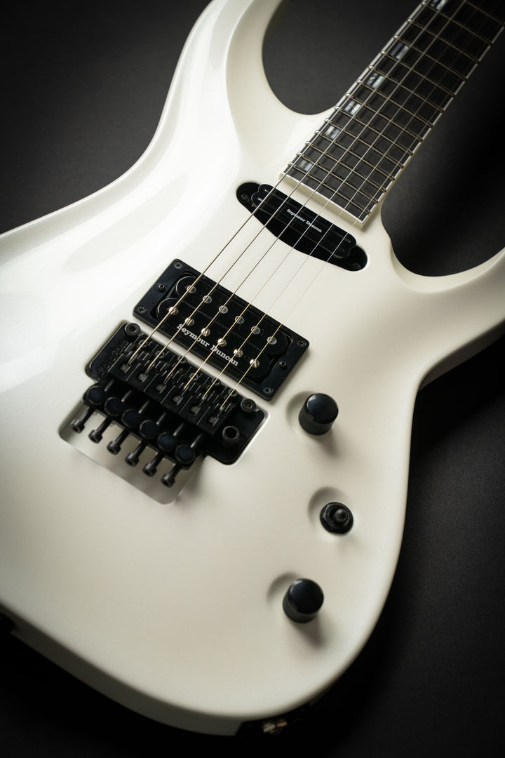 Custom Shop Horizon-I Pearl White (E8111232)