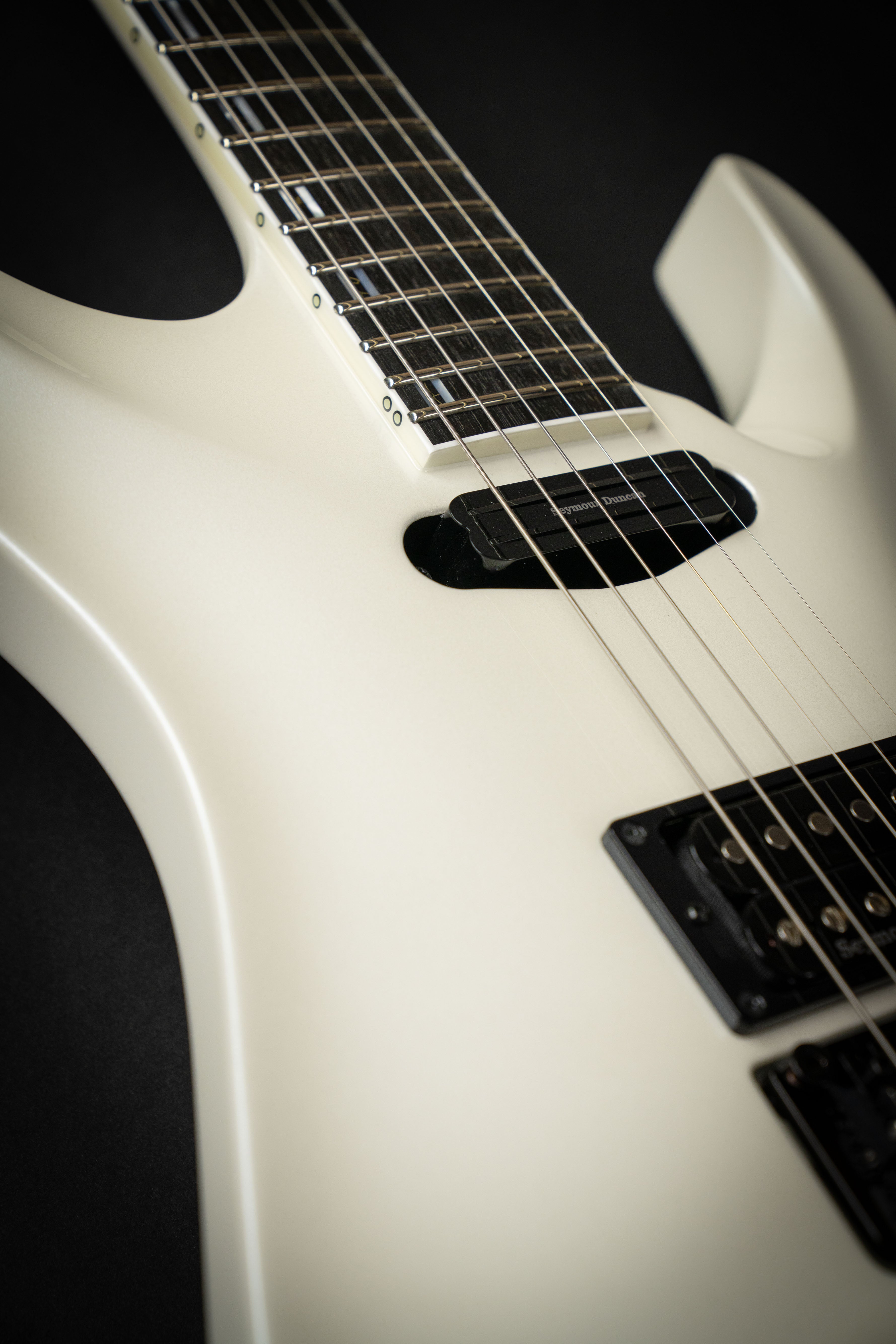 ESP Custom Shop Horizon-I Pearl White (E8111232) – Guitars Rebellion