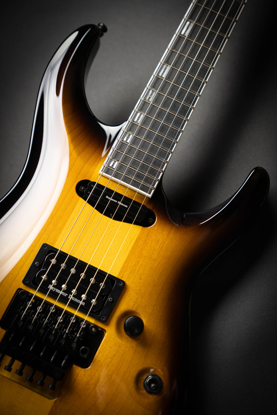 Custom Shop Horizon-I Tobacco Burst (E9140242)
