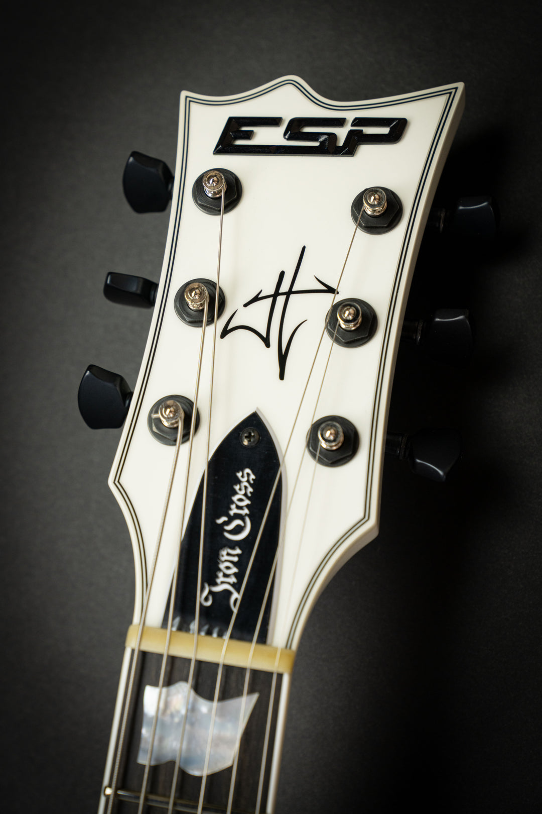 Custom Shop Iron Cross (E6100242)