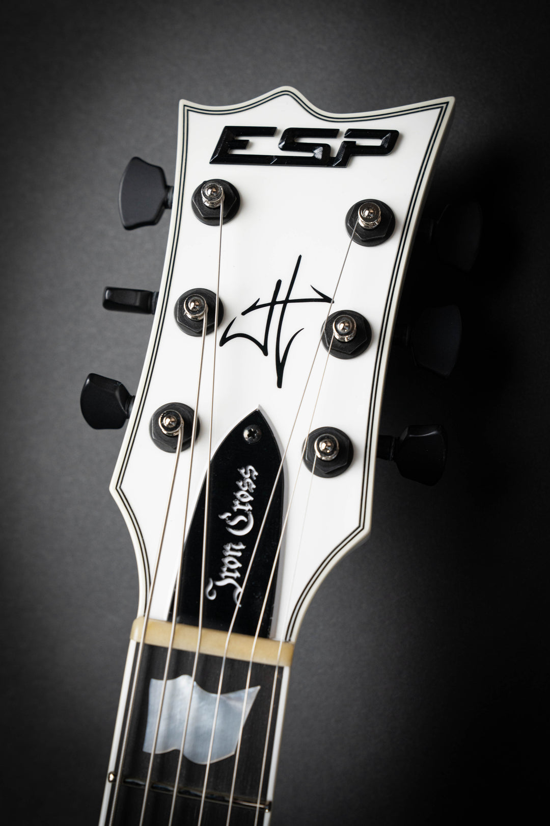 Custom Shop Iron Cross (E9151252)