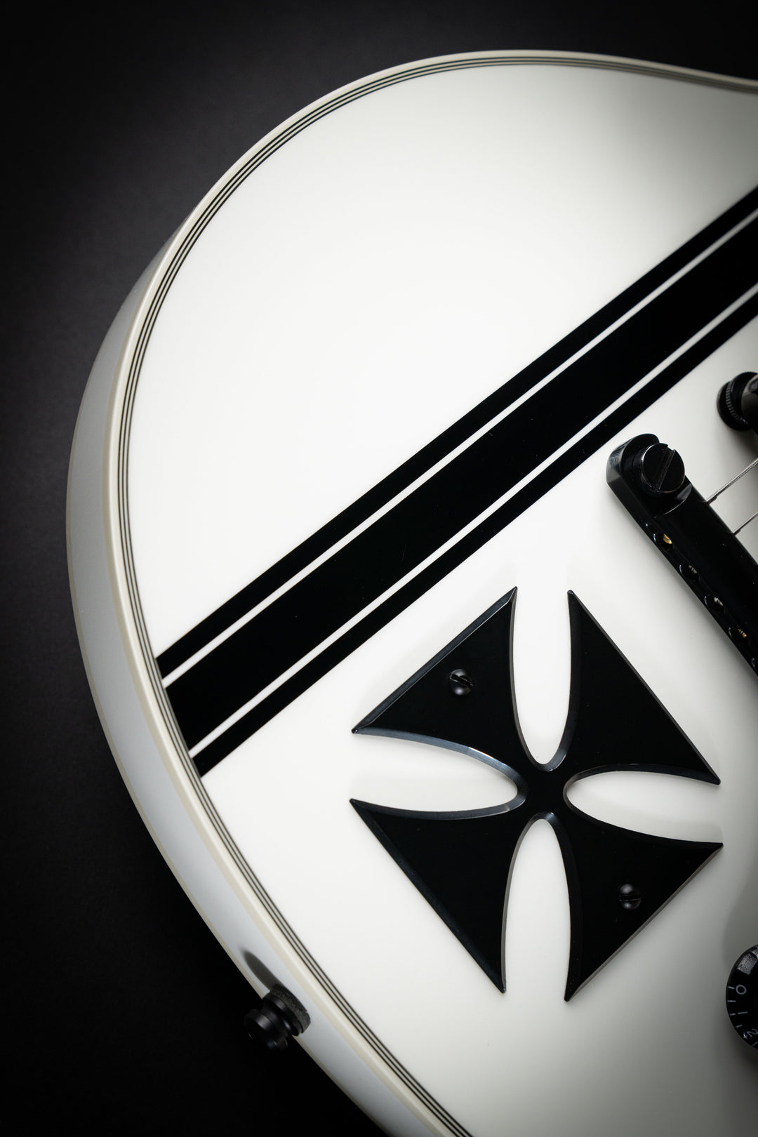 Custom Shop Iron Cross (E9151252)