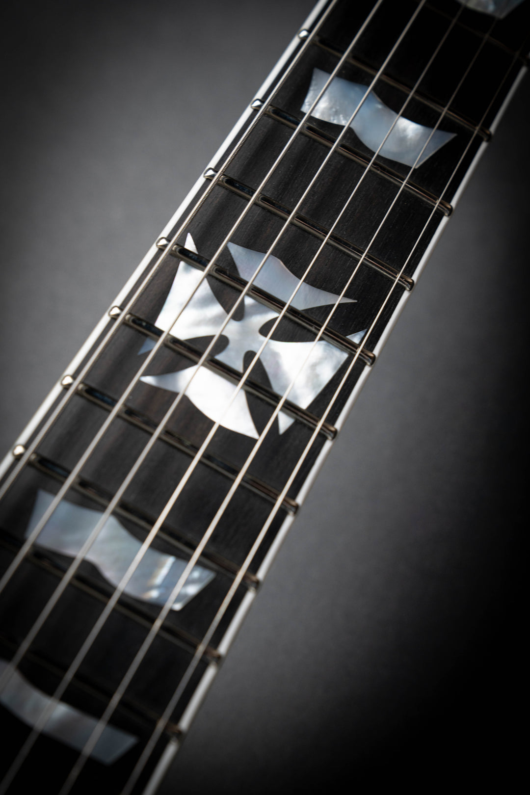 Custom Shop Iron Cross (E9151252)