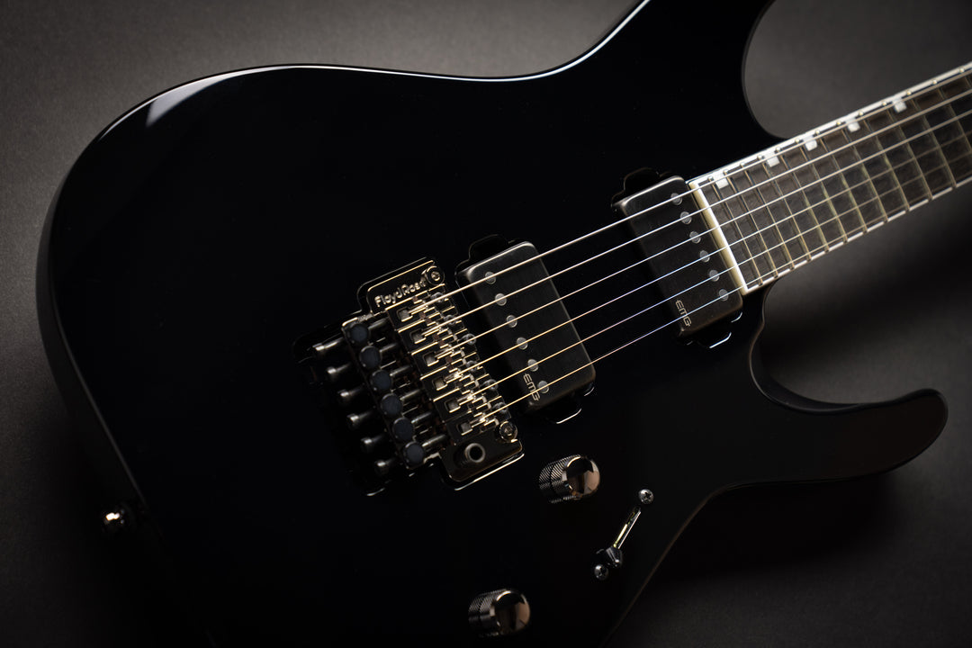 Custom Shop M-II CTM FR-E Black (E1960232)