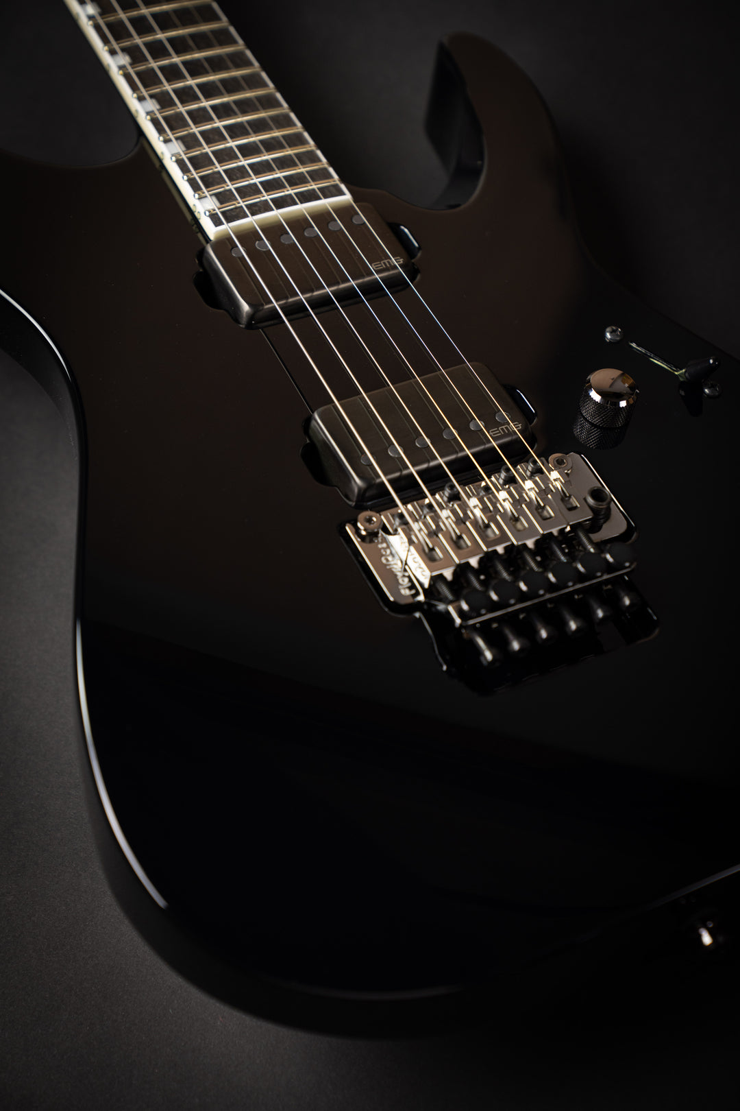 Custom Shop M-II CTM FR-E Black (E1960232)