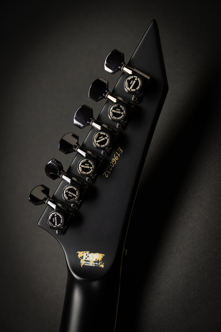 Custom Shop M-II CTM FR-E Black (E1960232)