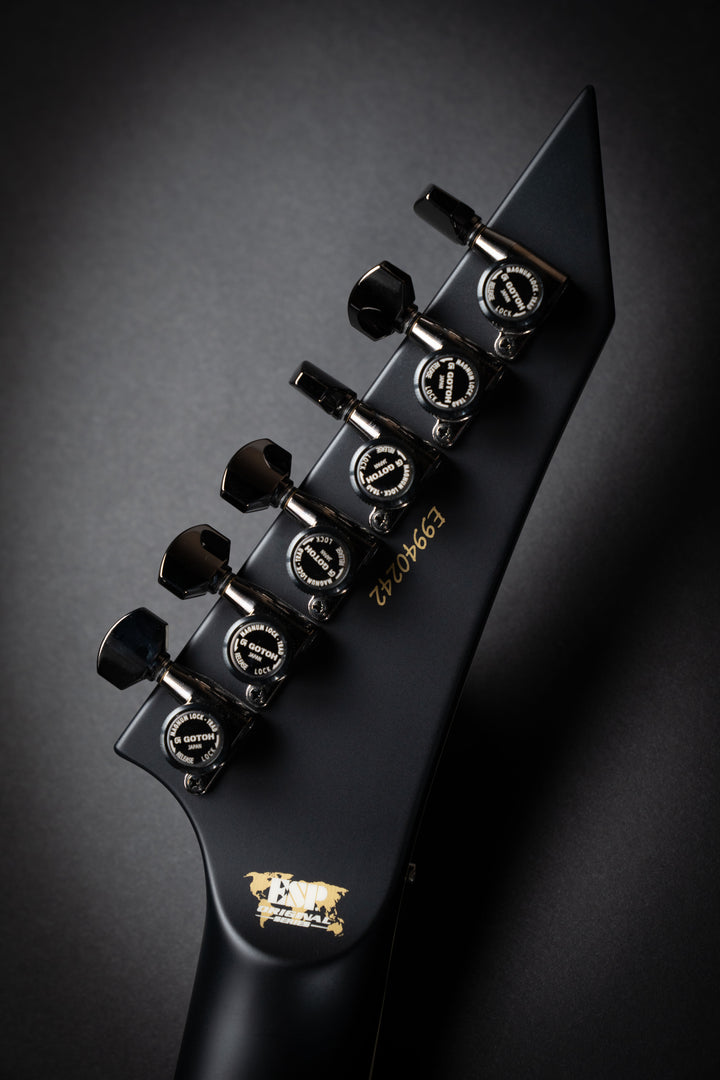 Custom Shop M-II CTM FR-E Black (E9940242)