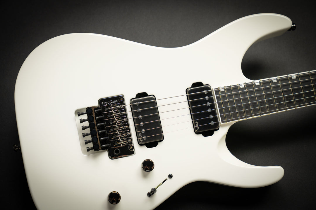 Custom Shop M-II CTM FR-E Snow White (E1420242)