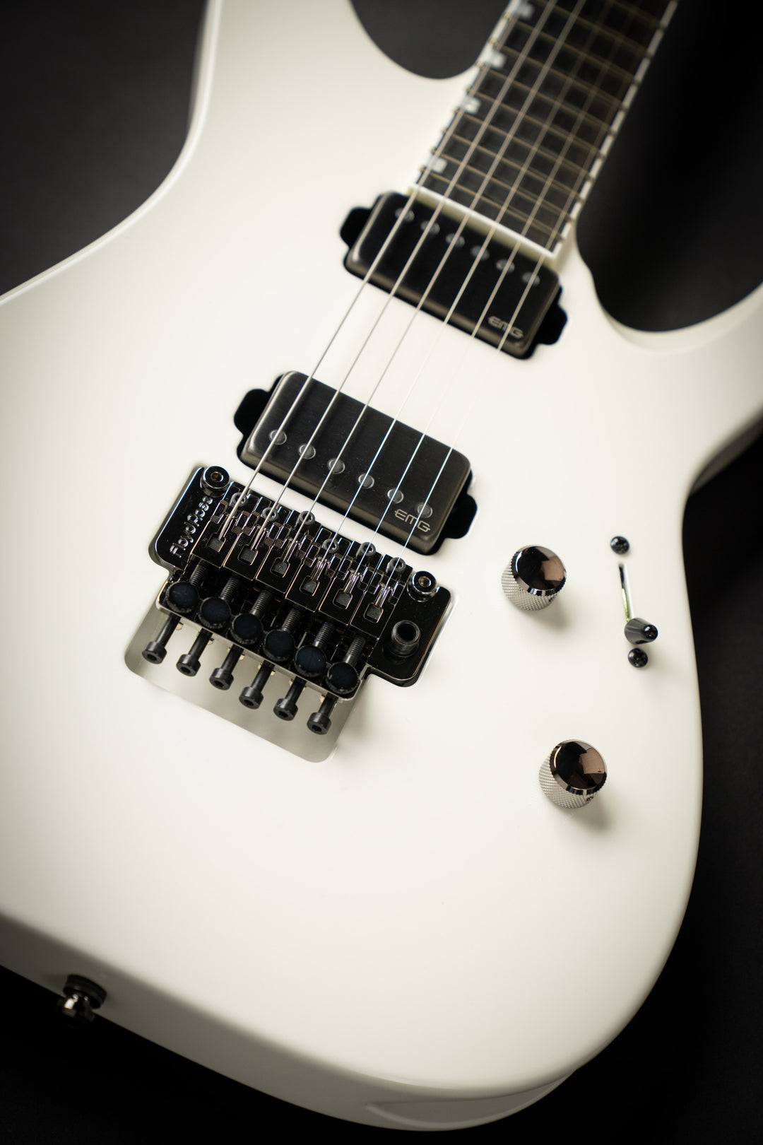 Custom Shop M-II CTM FR-E Snow White (E1420242)
