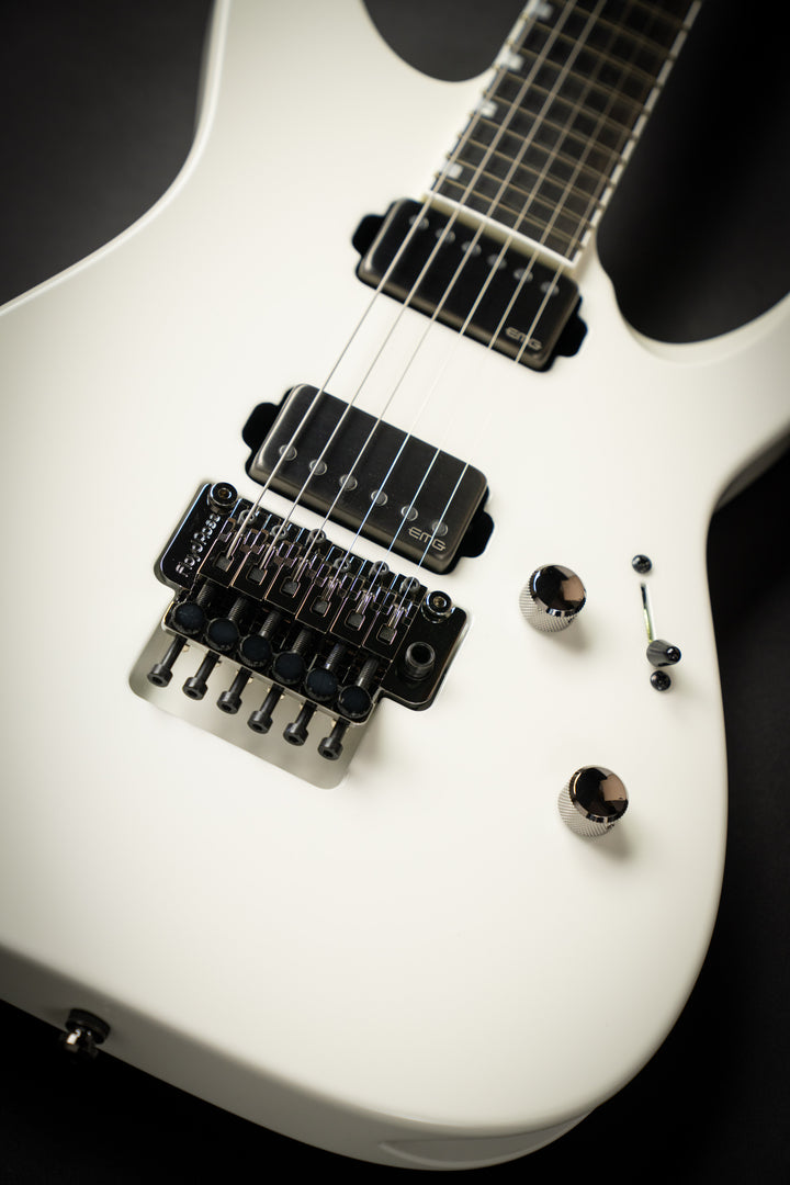 Custom Shop M-II CTM FR-E Snow White (E1420242)