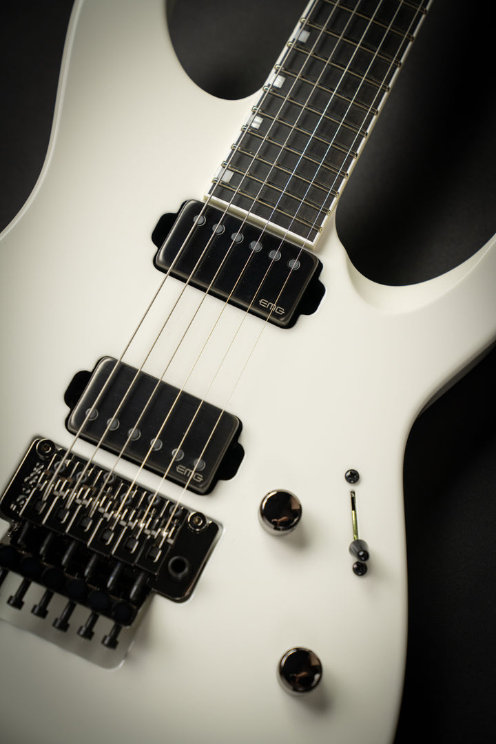Custom Shop M-II CTM FR-E Snow White (E1420242)