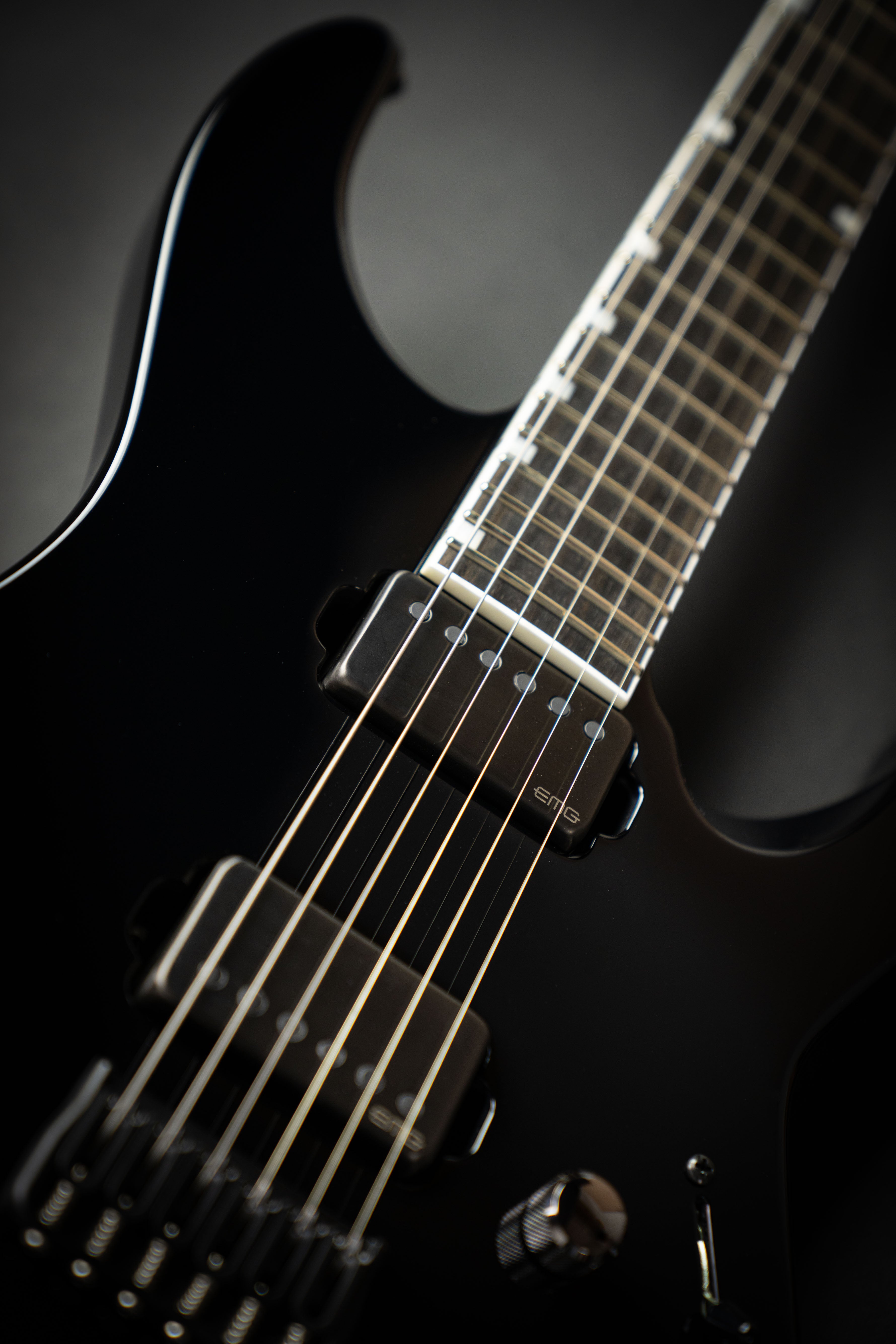 ESP Custom Shop M-II CTM NT-E Black (E3940242) – Guitars Rebellion