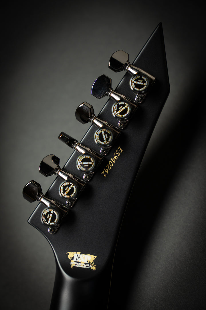 Custom Shop M-II CTM NT-E Black (E3940242)