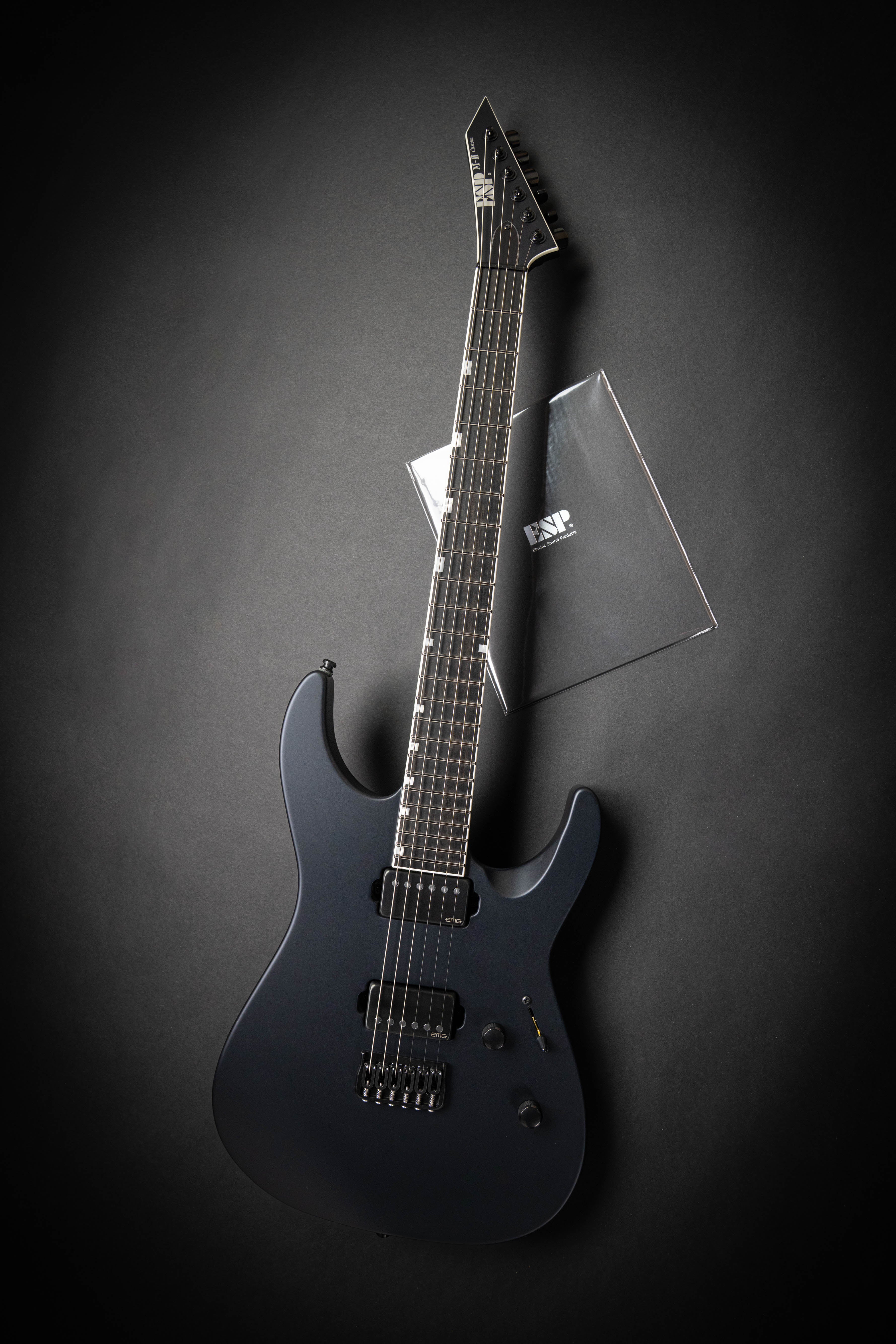 ESP Custom Shop M-II CTM NT-E Black Stone (E8330252) – Guitars