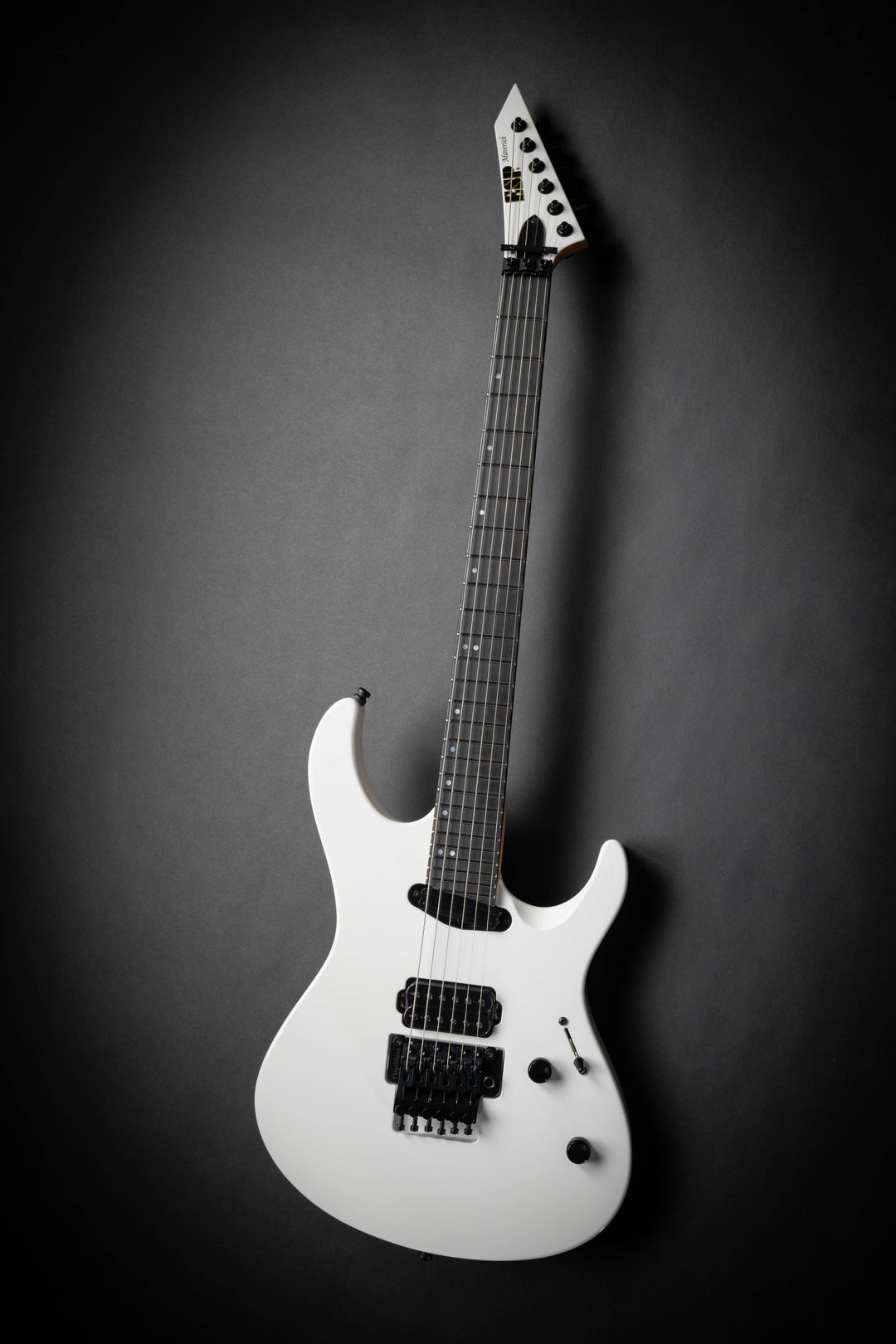 Custom Shop Maverick Snow White (E1351252)