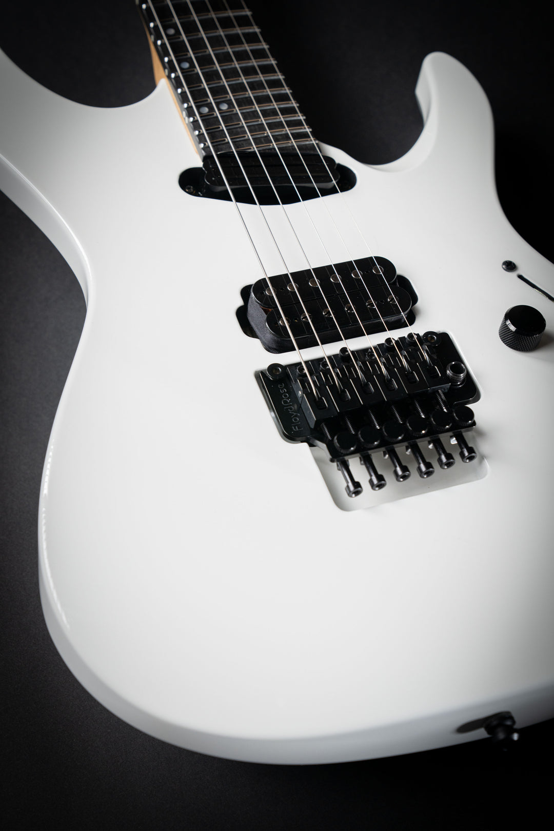 Custom Shop Maverick Snow White (E1351252)
