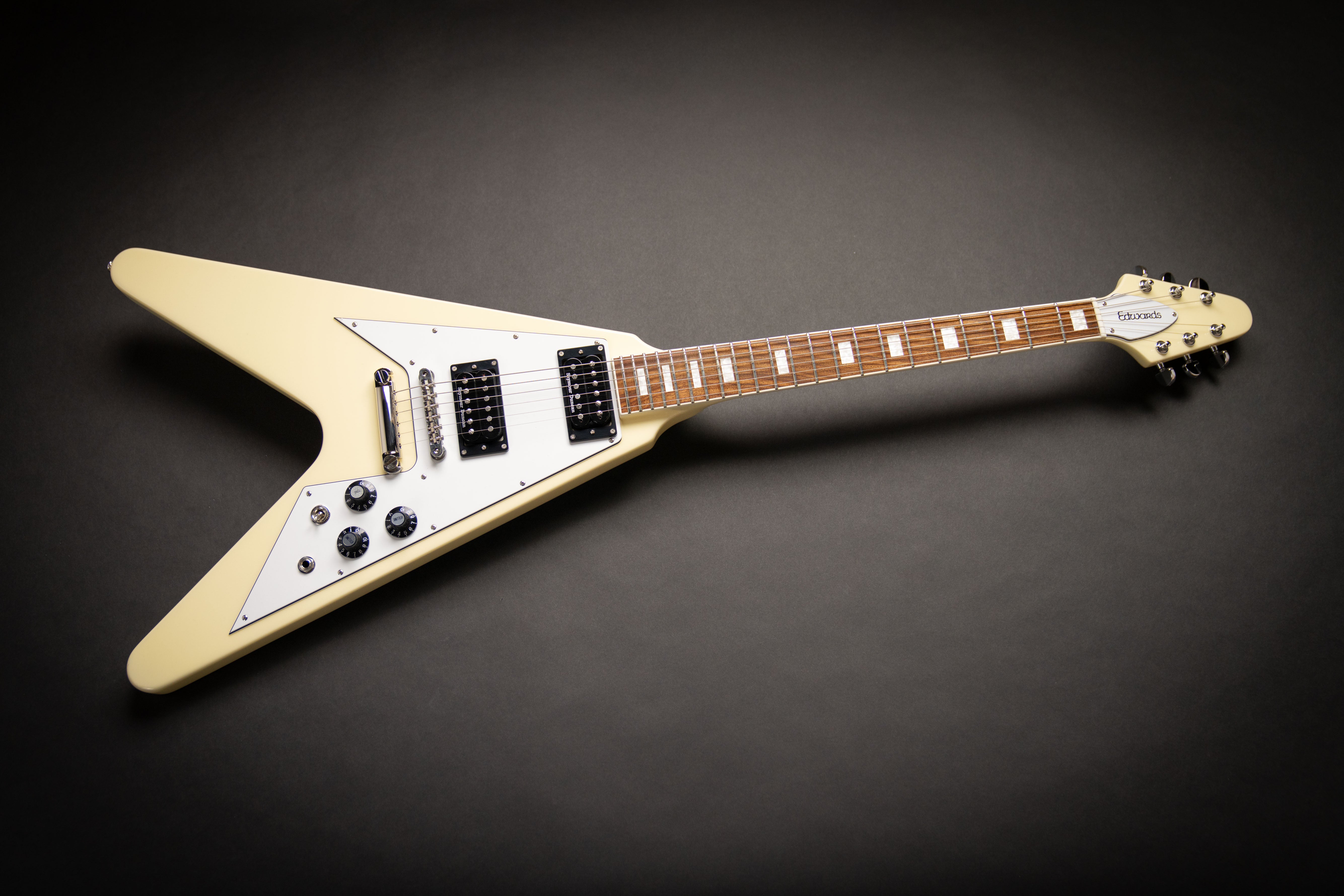 Edwards E-FV-120D Black > Guitars Electric Solid Body | A