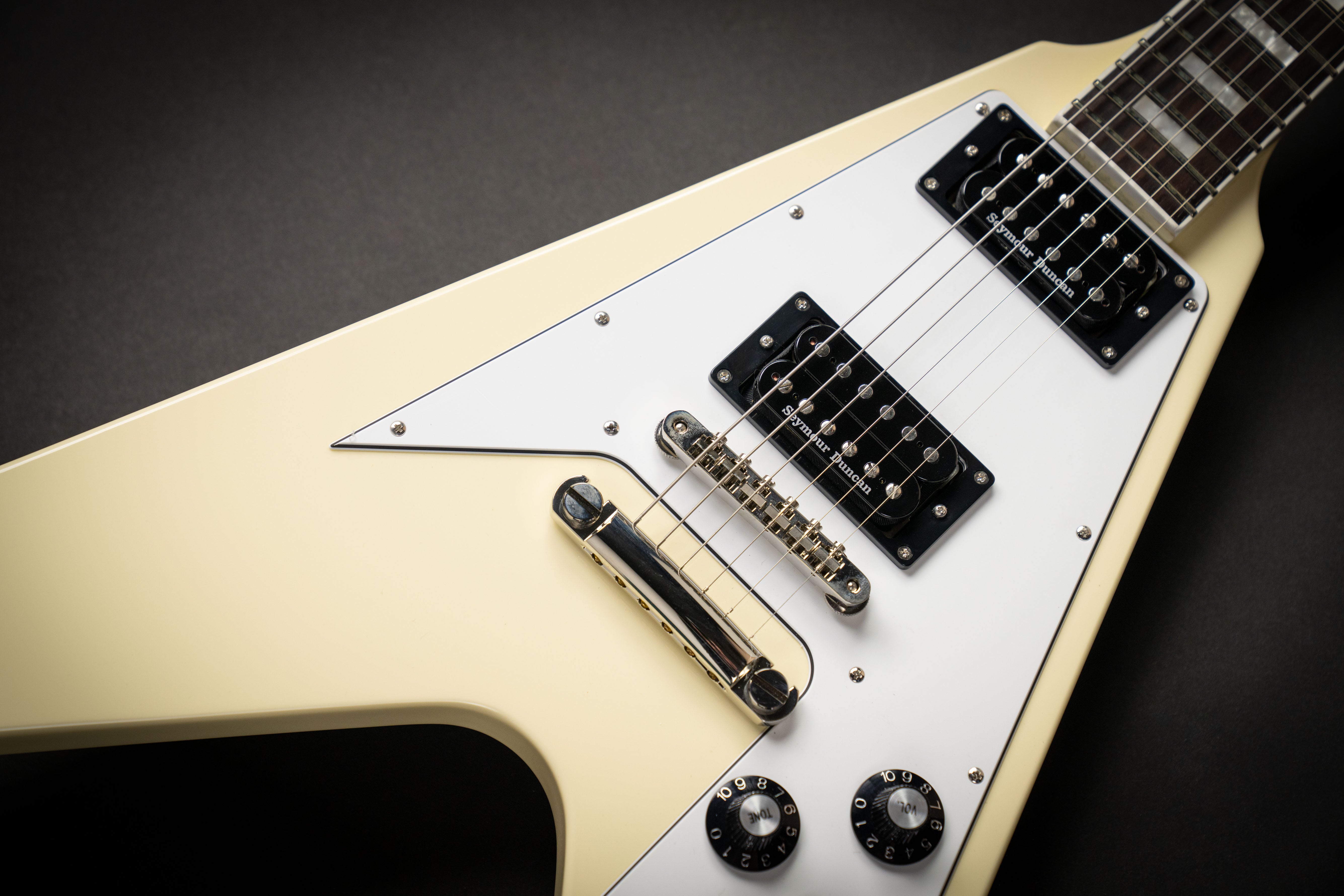 Edwards E-FV-120D Vintage White (ED6970233) – Guitars Rebellion