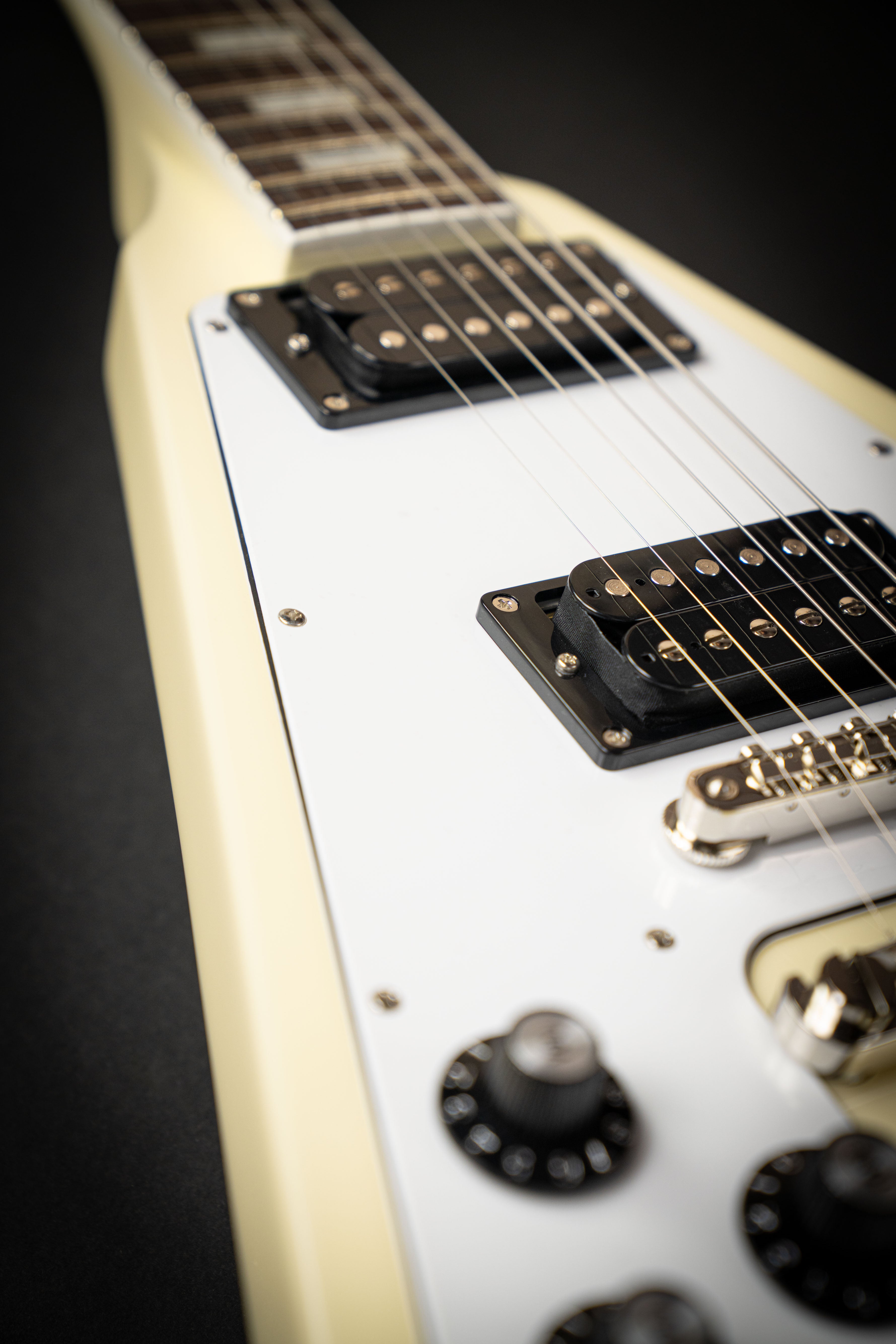 Edwards E-FV-LTD LH Vintage White (ED0151243) – Guitars Rebellion