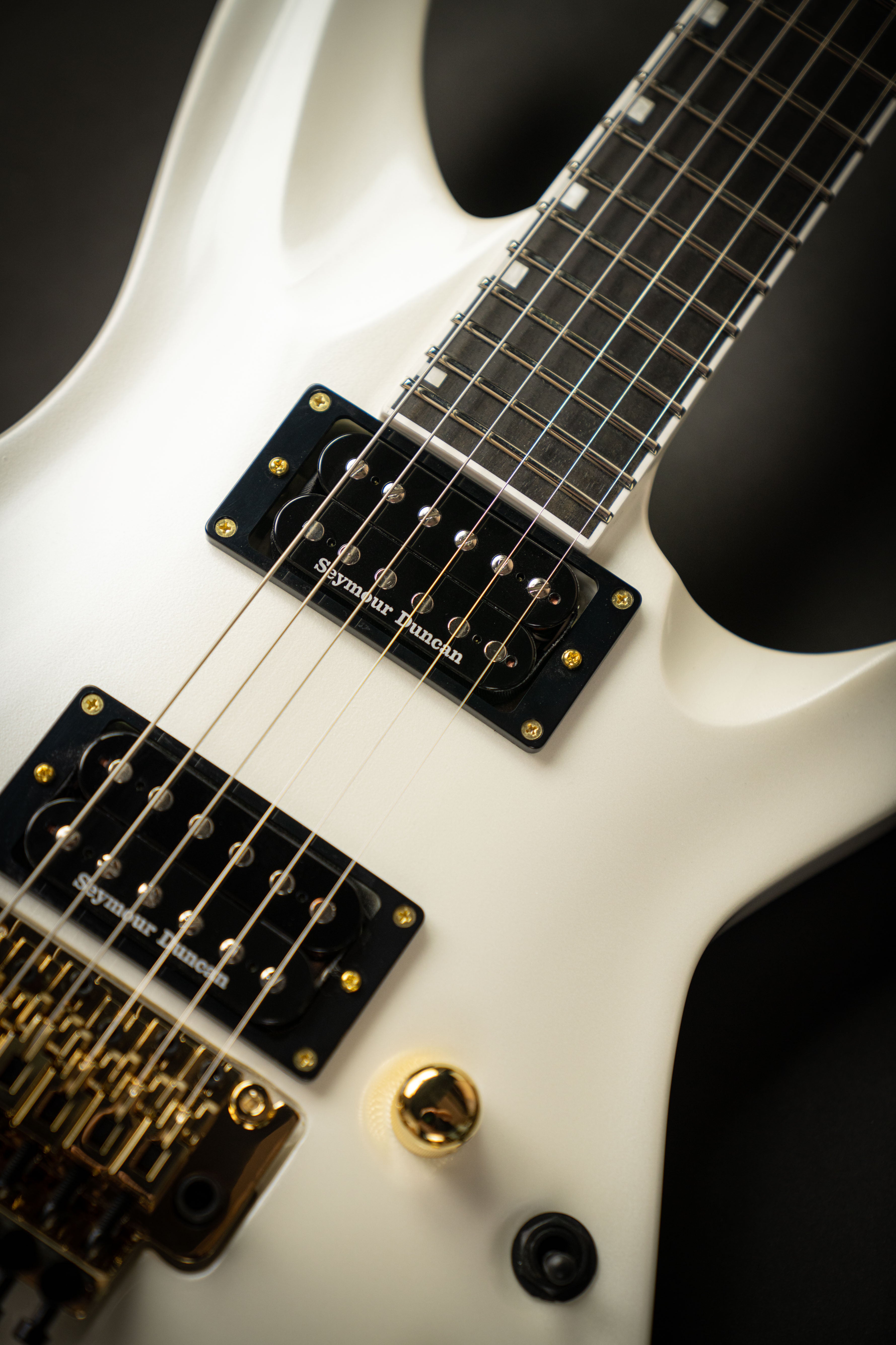 Edwards HorizonⅢ Parl white Edwards E-HR-145III Pearl White (ED2341224) – Guitars Rebellion