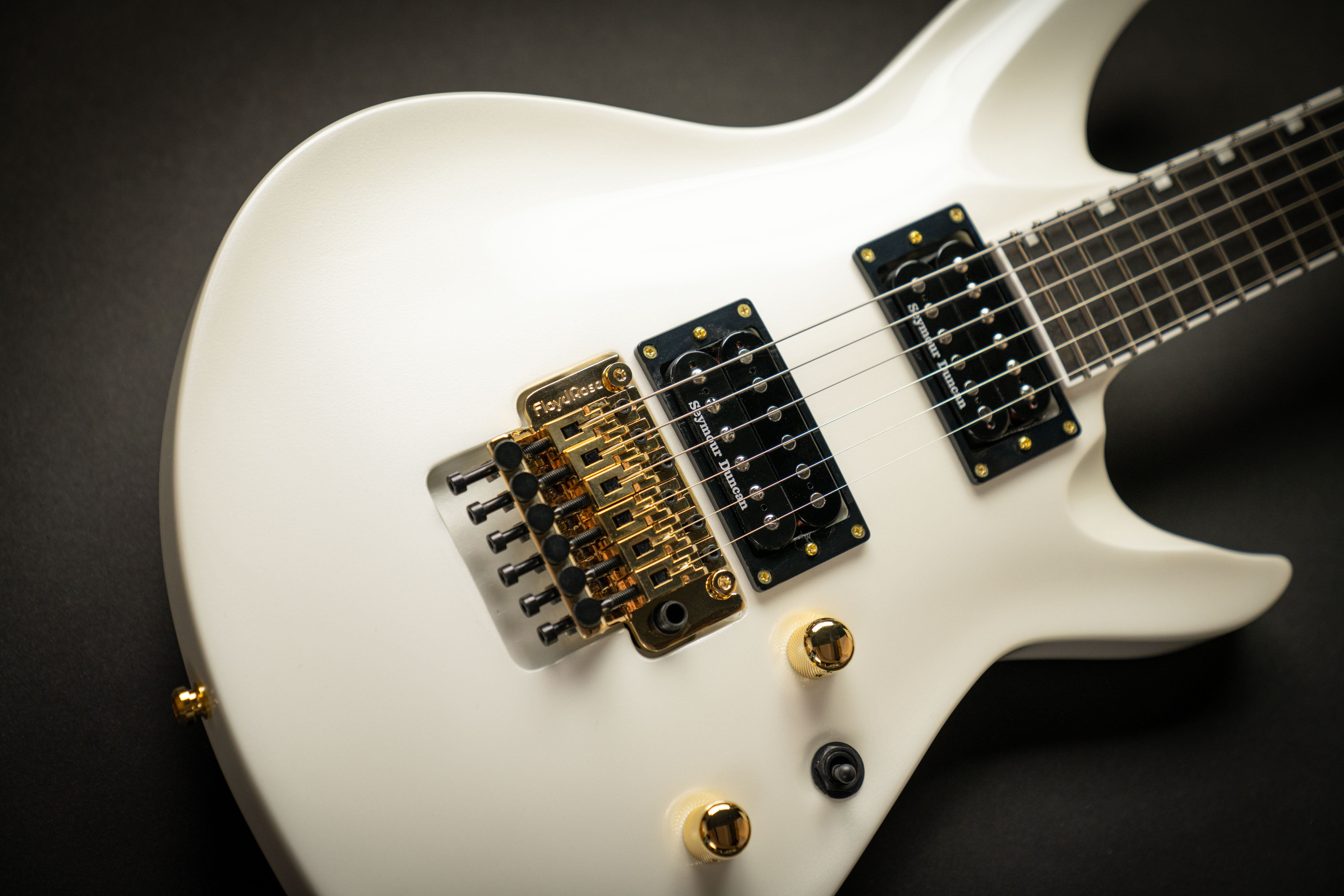 Edwards E-HR-145III Pearl White (ED2341224) – Guitars Rebellion