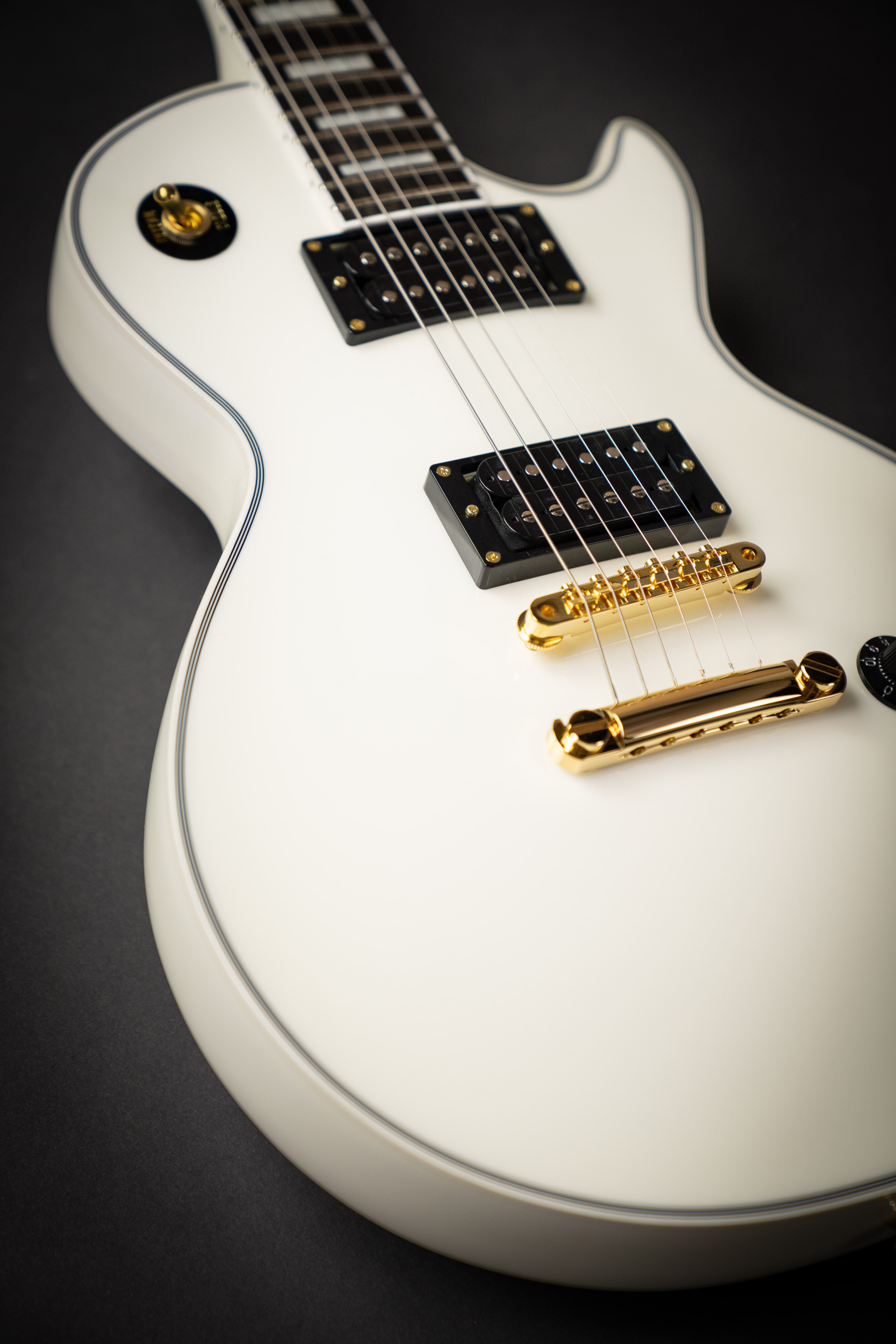 Edwards E-LPC White (ED5952223) – Guitars Rebellion
