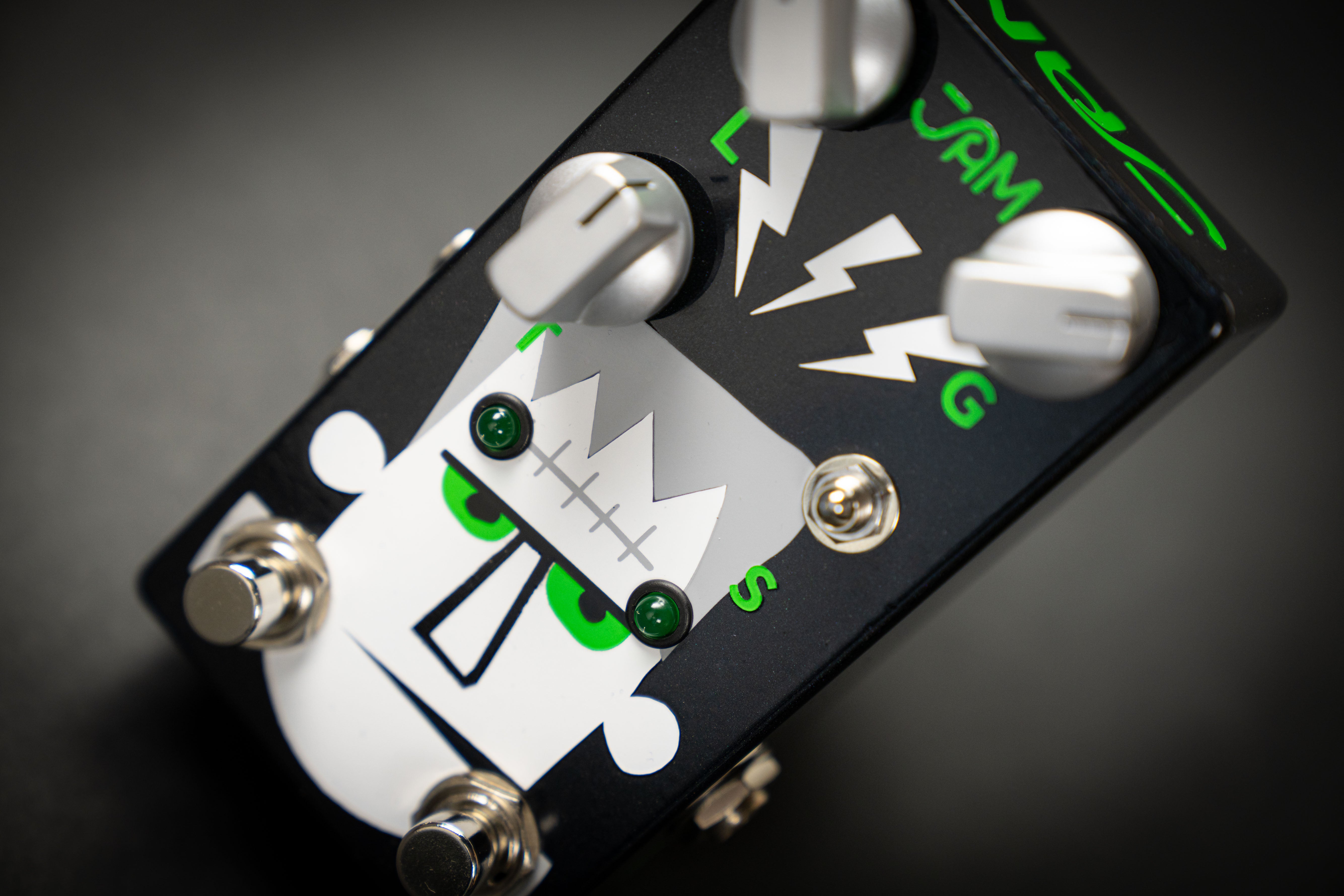 JAM Pedals Rattler MK.2 Halloween 2024 – Guitars Rebellion JAM Pedals Rattler MK.2 Halloween 2024 – Guitars Rebellion