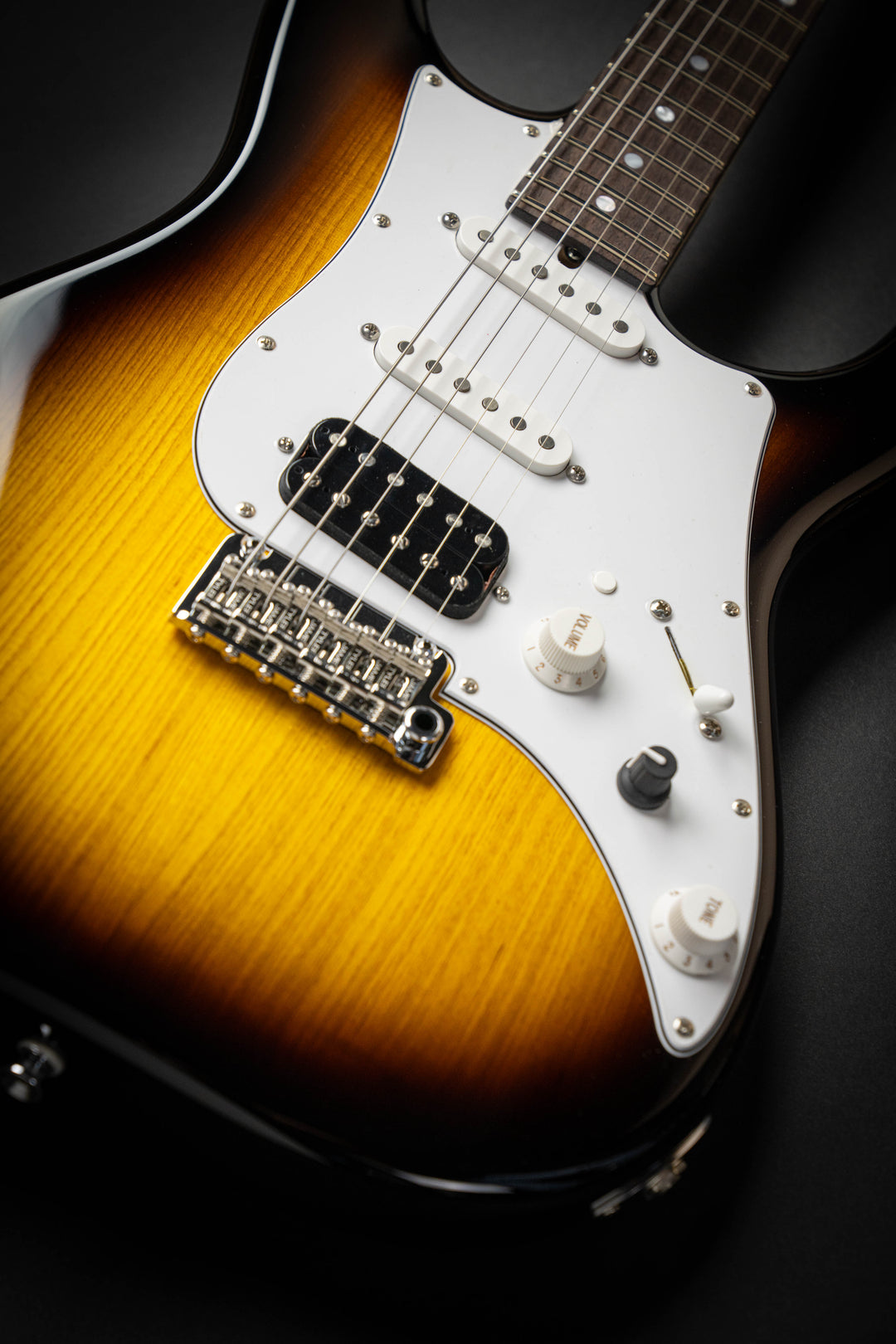 Studio Elite HD 2 Tone Sunburst (J25040)